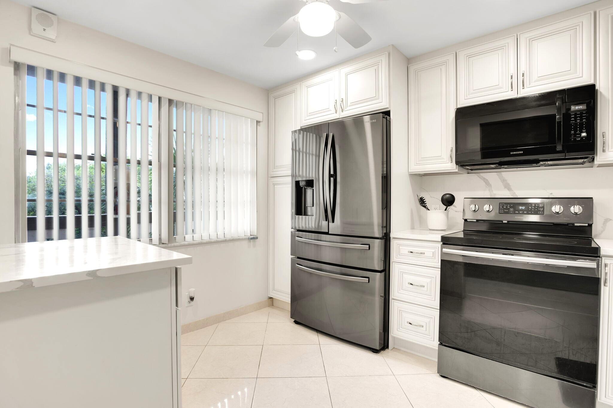MARTINIQUE VILLAGE II B CONDO - Residential