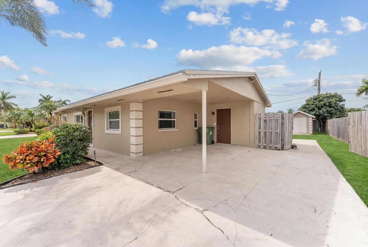 PALM SPRINGS VILLAGE 4 - Residential