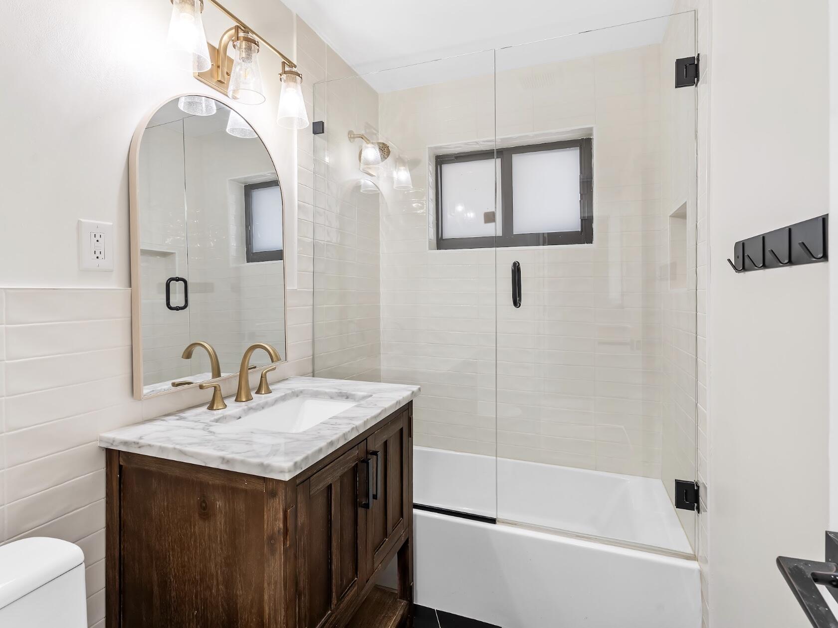 FLORESTA ESTATES 2ND SEC - Residential