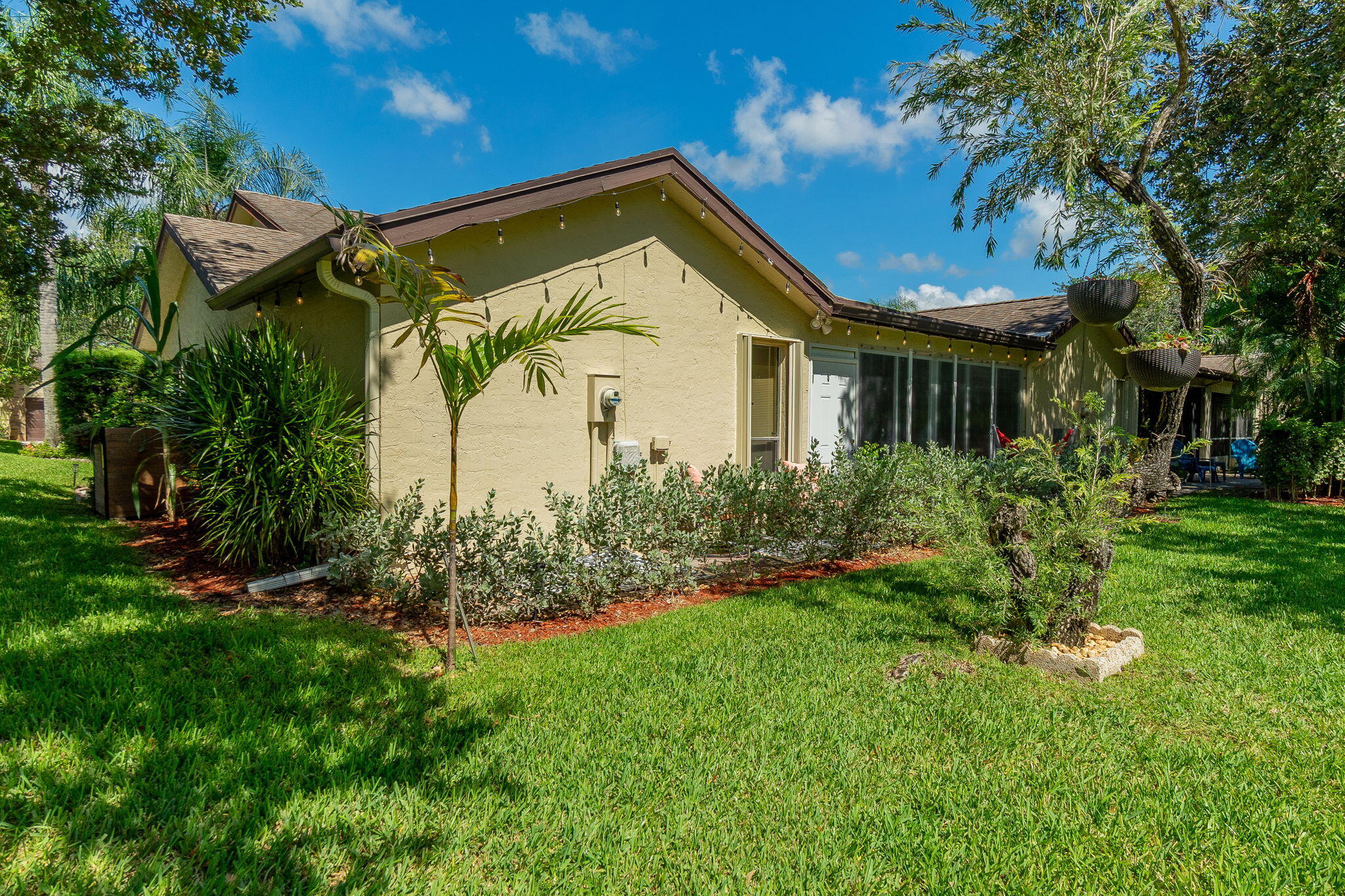 VILLAGE WALK - Residential