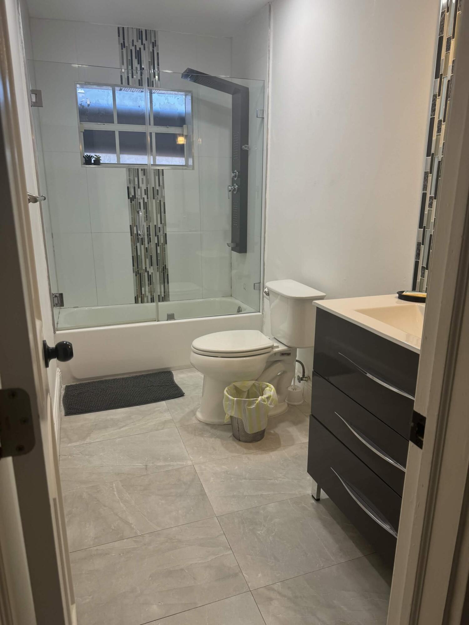 HOLLYWOOD HILLS AMEN PLAT - Residential