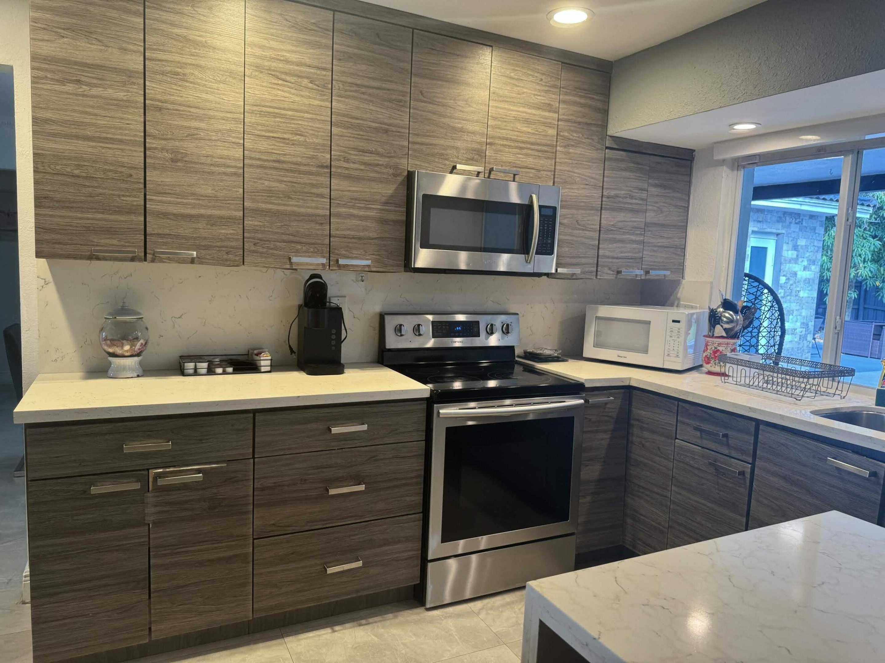 HOLLYWOOD HILLS AMEN PLAT - Residential