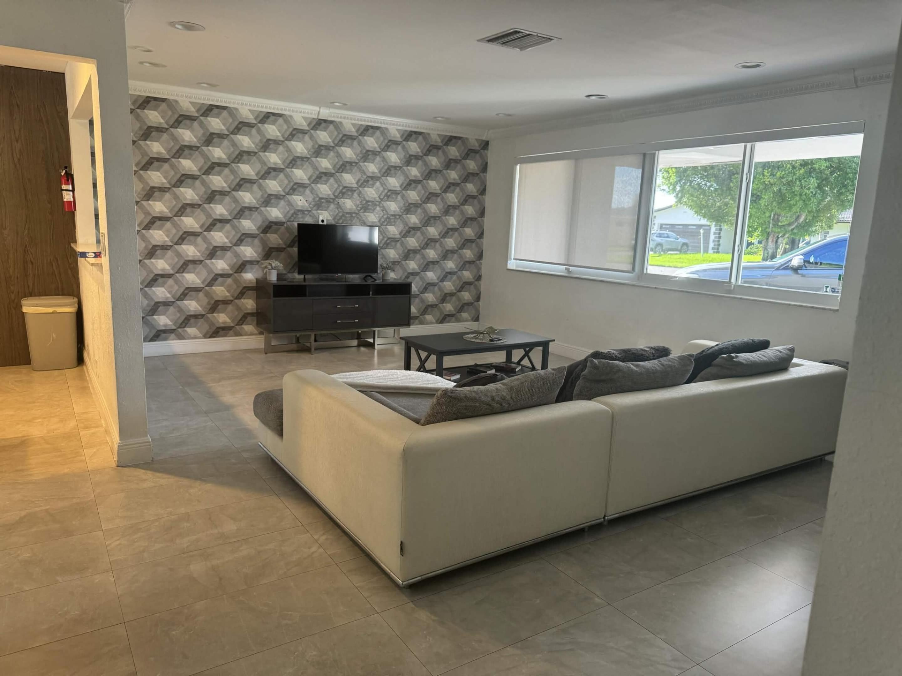 HOLLYWOOD HILLS AMEN PLAT - Residential