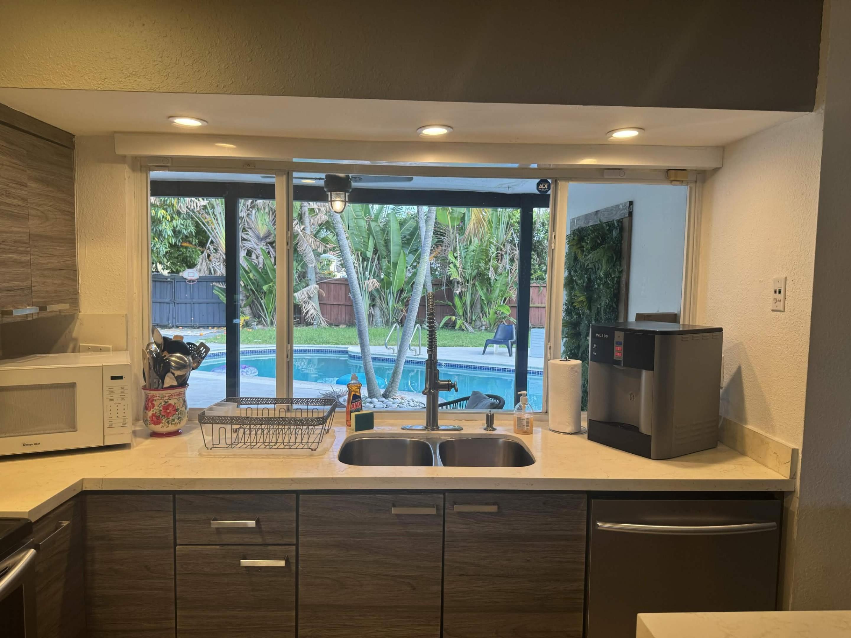 HOLLYWOOD HILLS AMEN PLAT - Residential