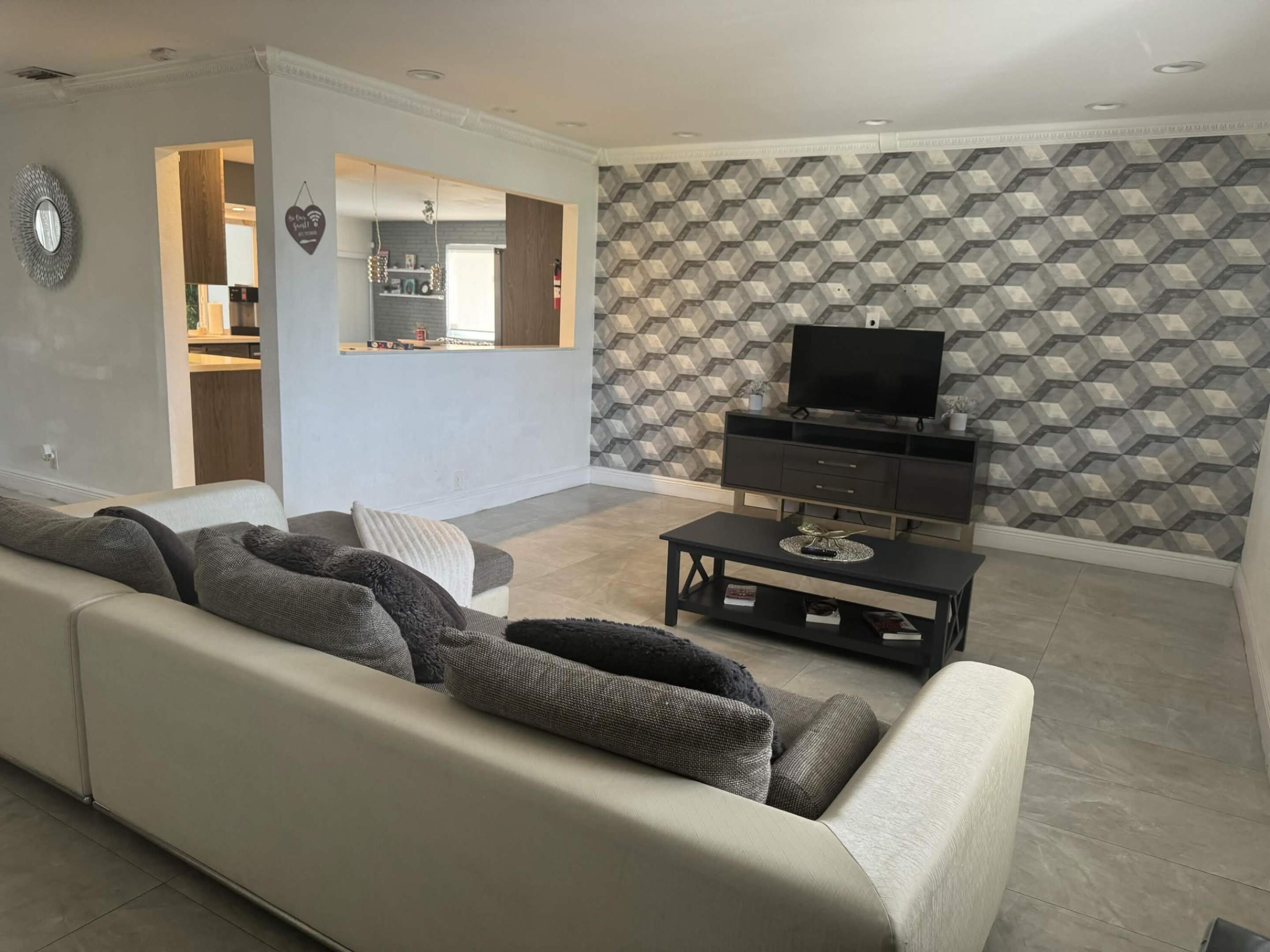 HOLLYWOOD HILLS AMEN PLAT - Residential