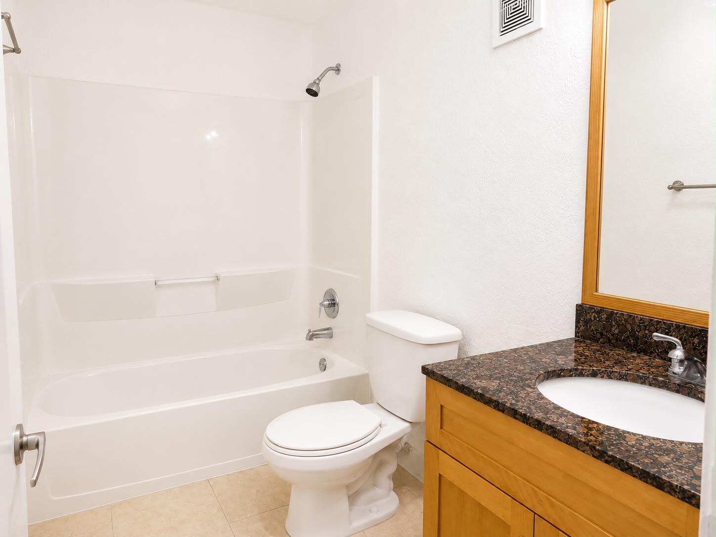RIVERSIDE VISTAS CONDO - Residential