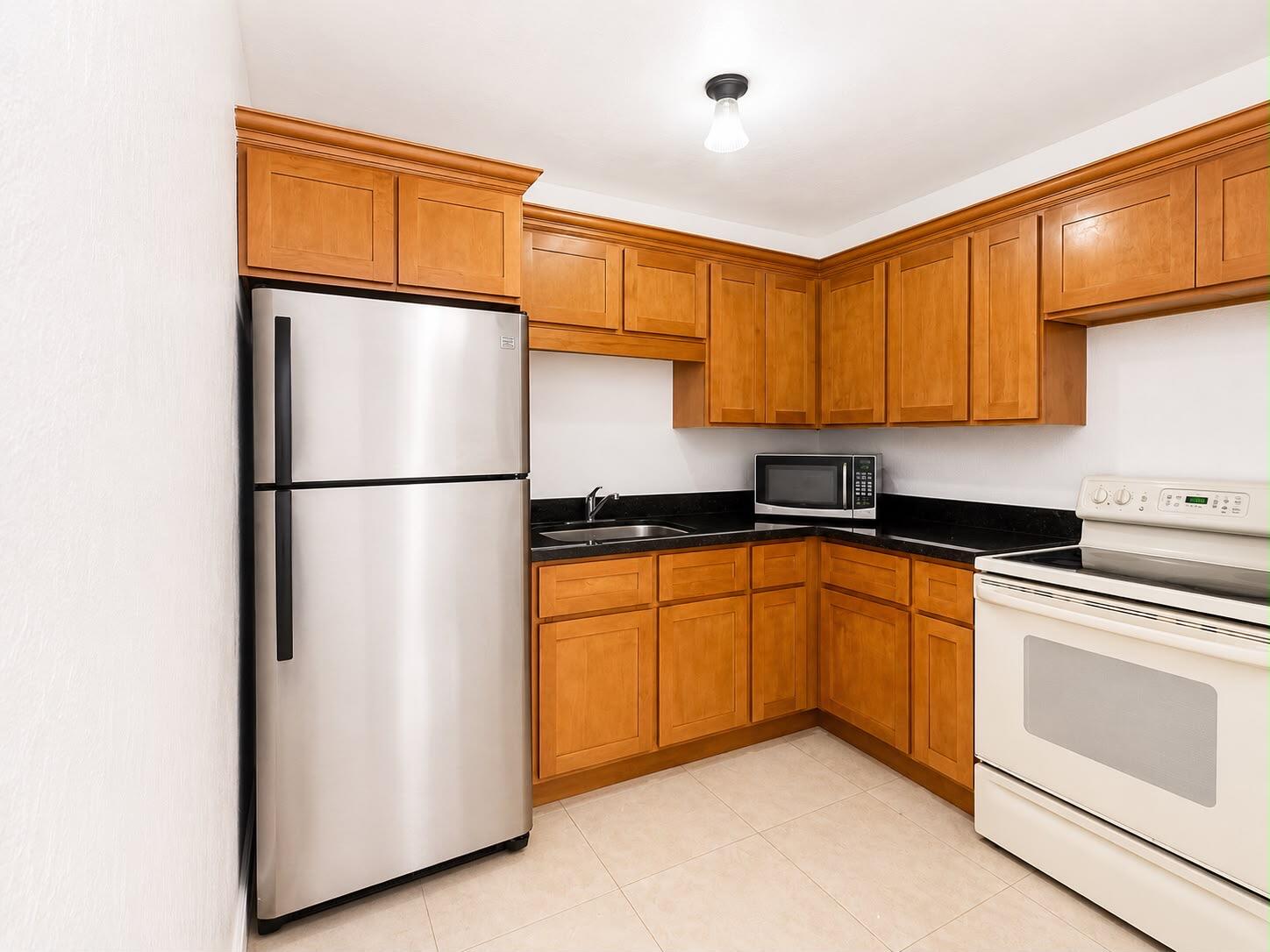 RIVERSIDE VISTAS CONDO - Residential