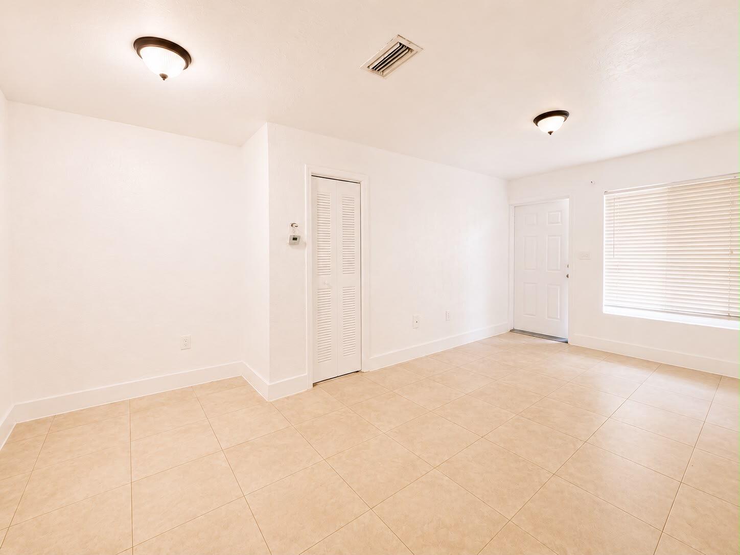 RIVERSIDE VISTAS CONDO - Residential