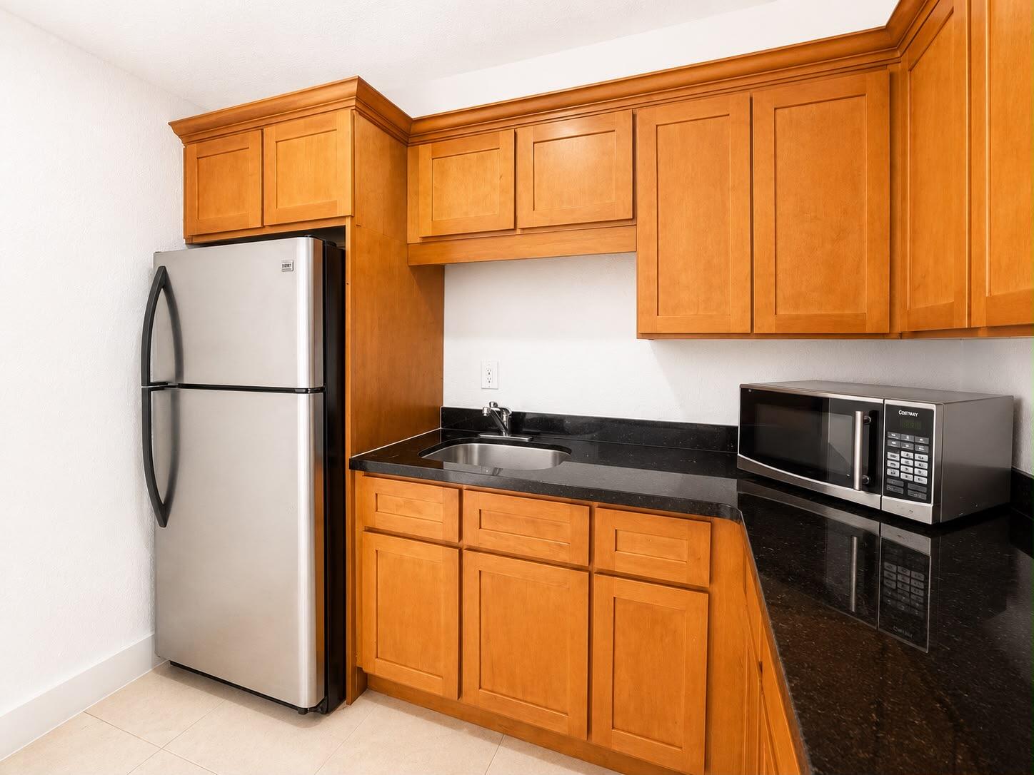 RIVERSIDE VISTAS CONDO - Residential