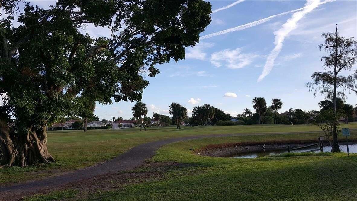 GOLFSIDE II CONDO - Residential