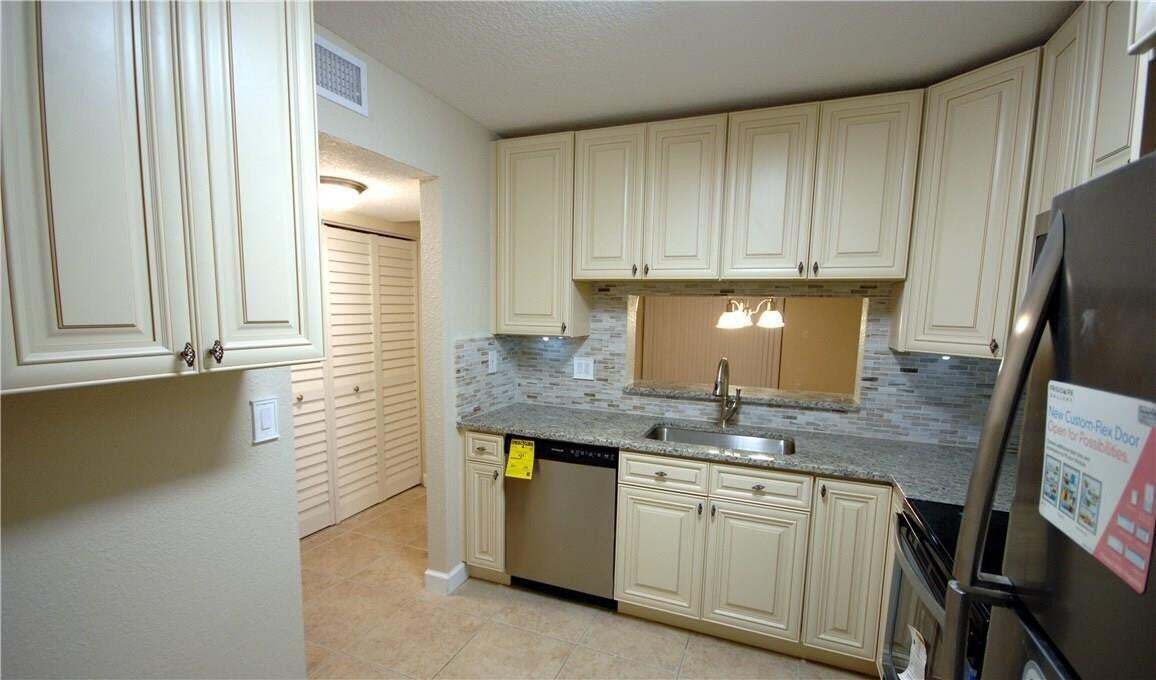 GOLFSIDE II CONDO - Residential