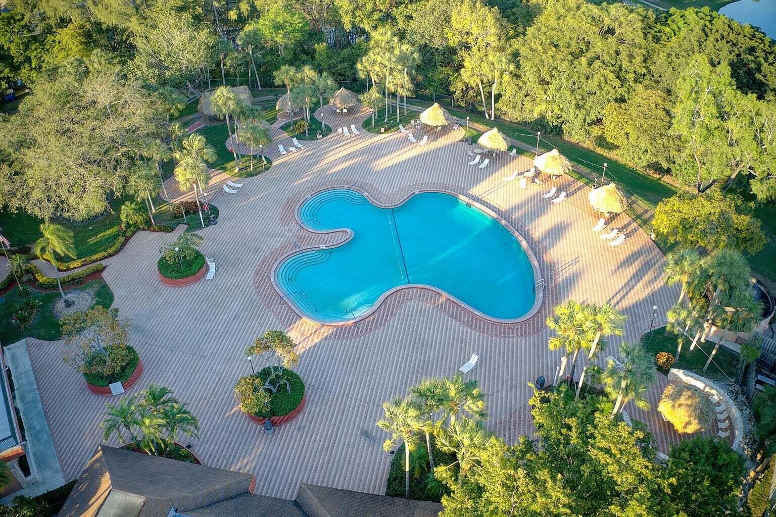 GOLFSIDE II CONDO - Residential