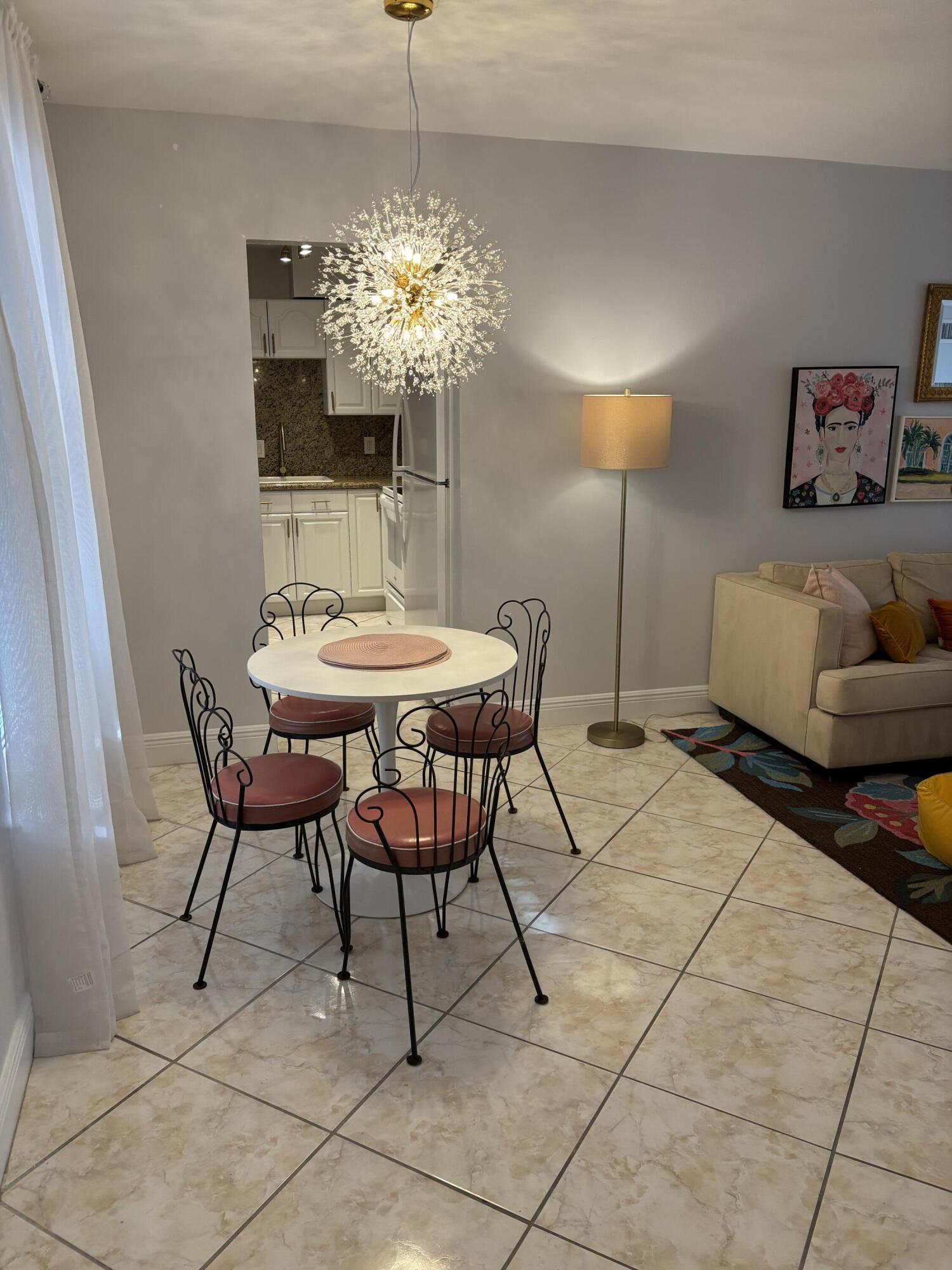EARMAN VILLAS CONDO - Residential