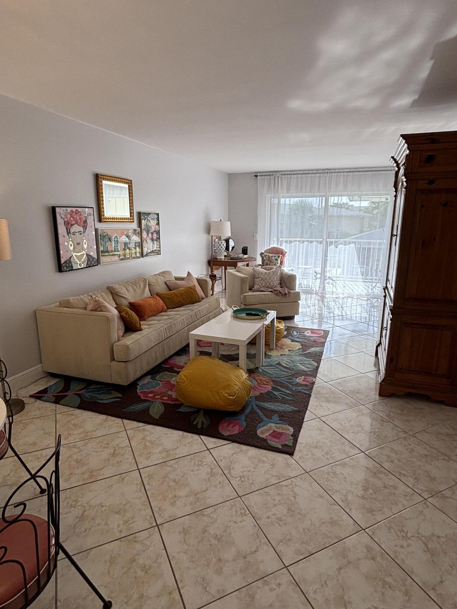 EARMAN VILLAS CONDO - Residential