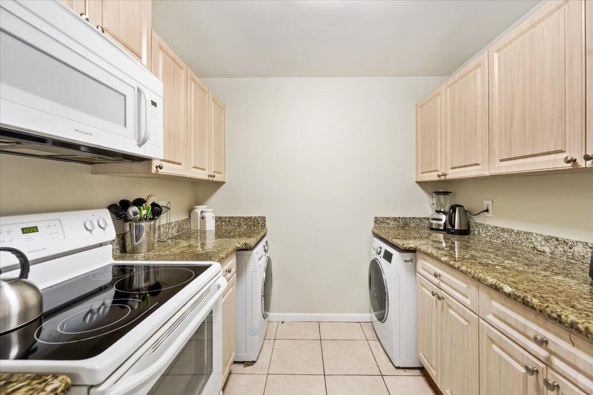 ARISSA PLACE CONDO - Residential Lease