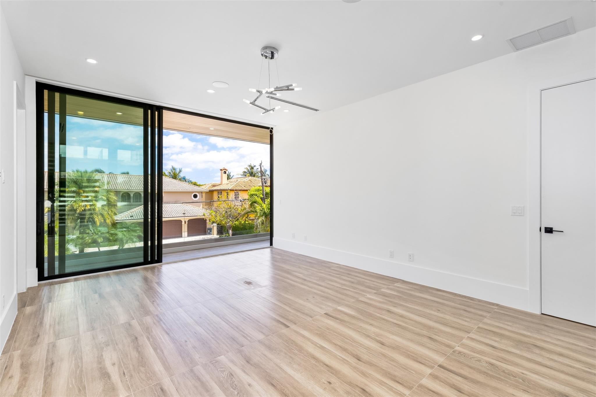 Seven Isles - Residential