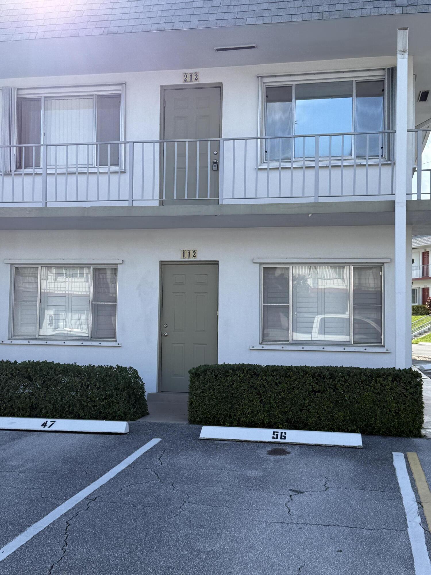 MURRY HILLS APT BLDG CONDO - Residential