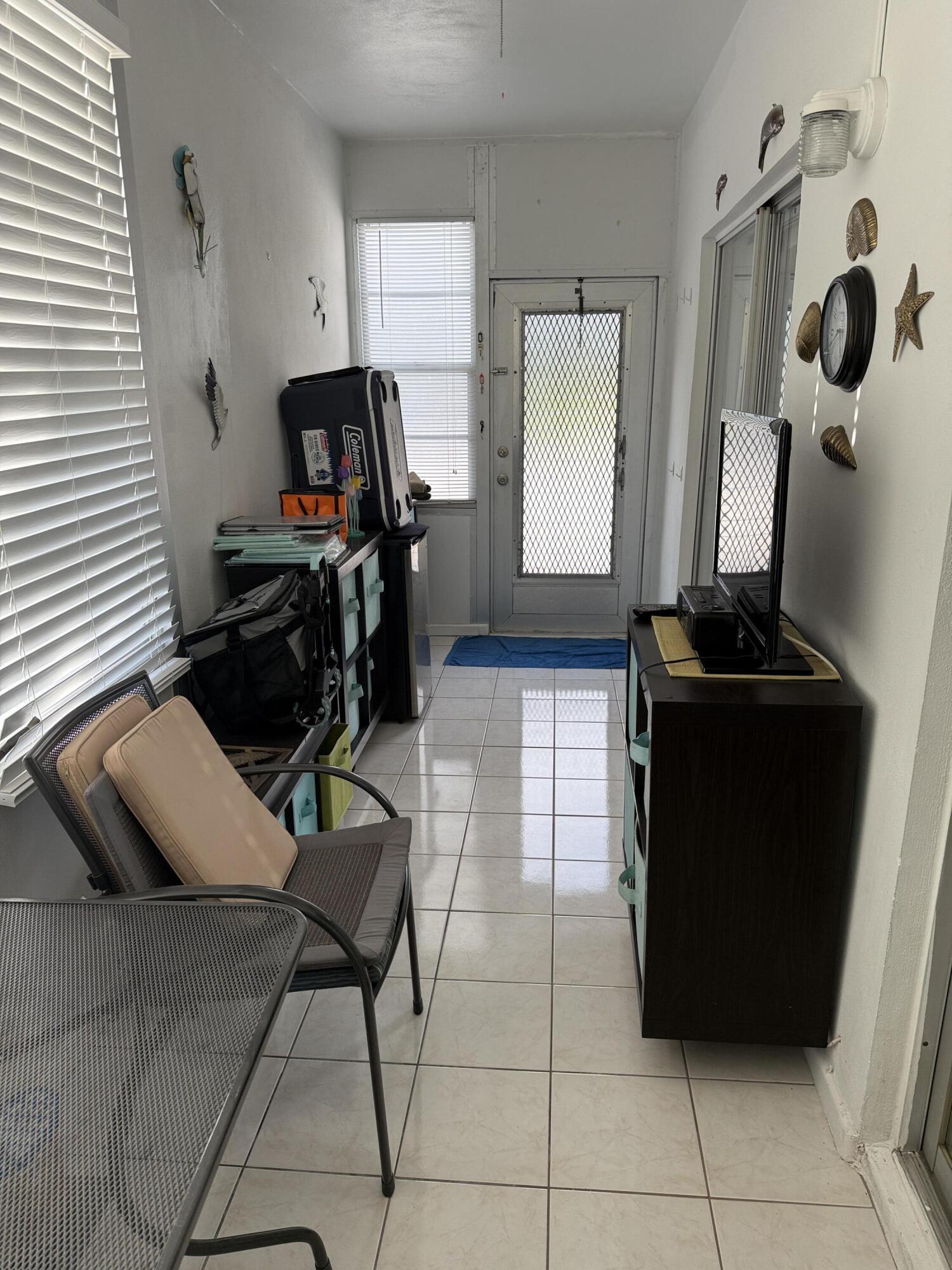 MURRY HILLS APT BLDG CONDO - Residential
