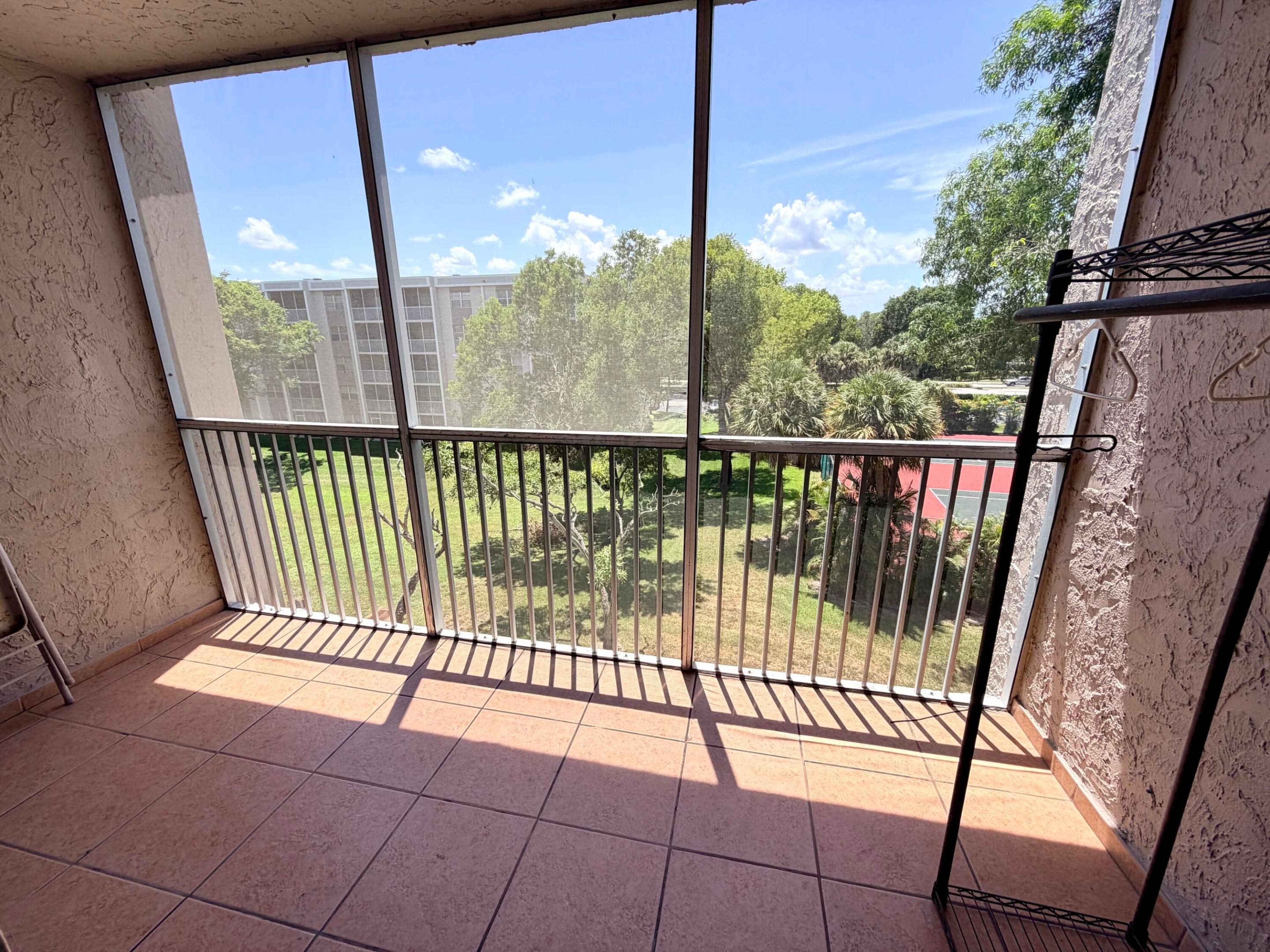 SHERWOOD SQUARE CONDOMINIUM - Residential
