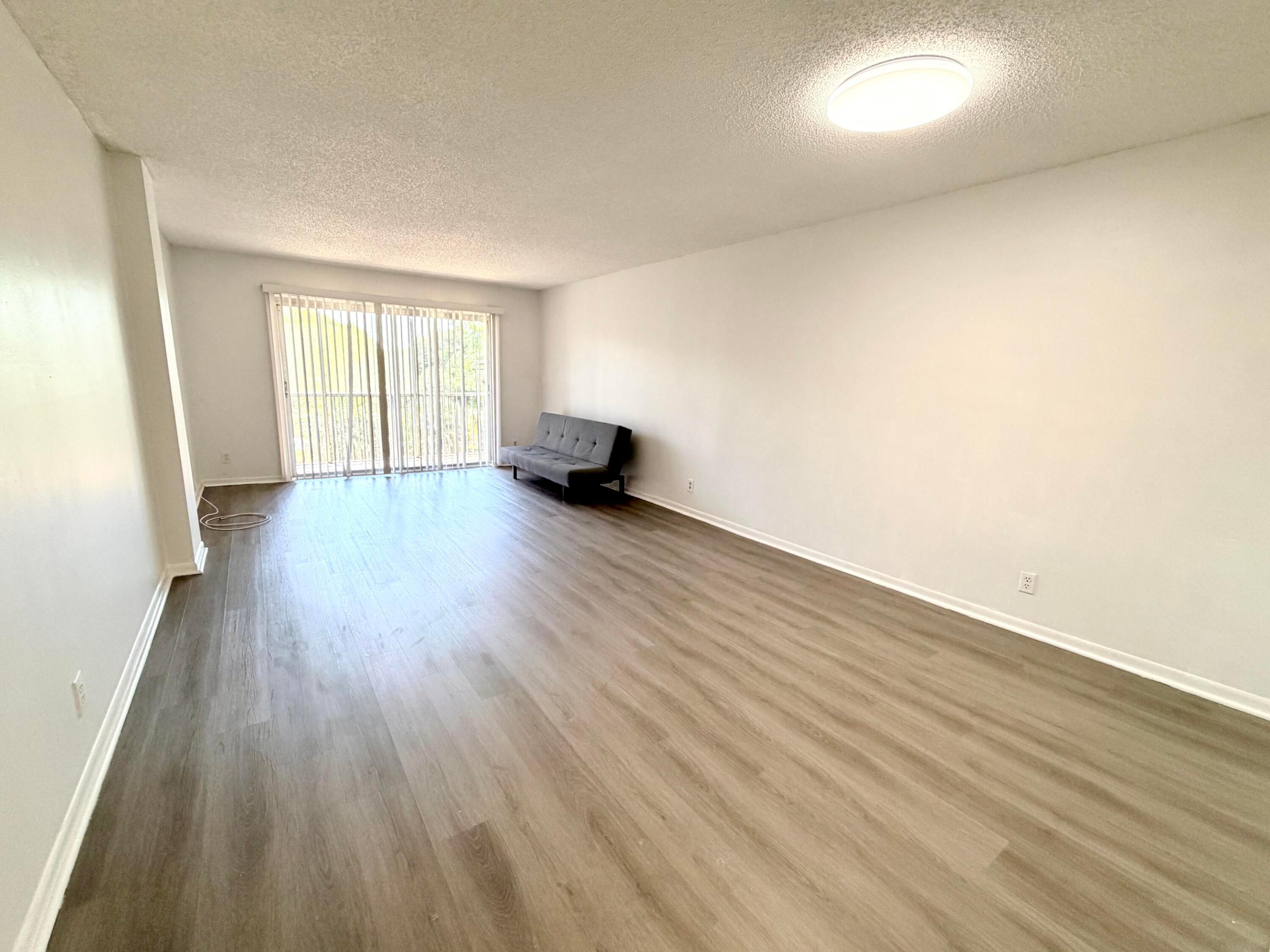 SHERWOOD SQUARE CONDOMINIUM - Residential