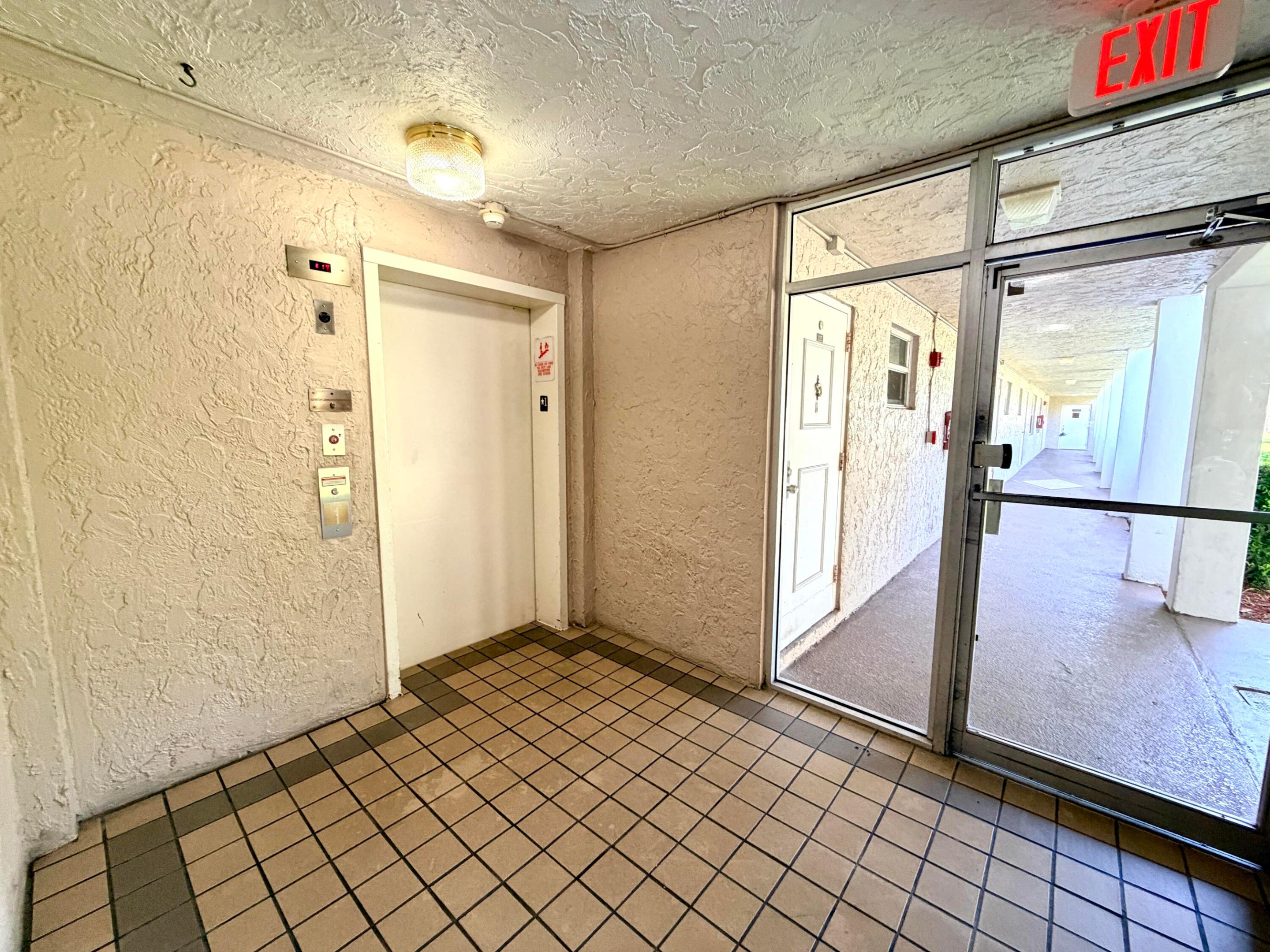 SHERWOOD SQUARE CONDOMINIUM - Residential