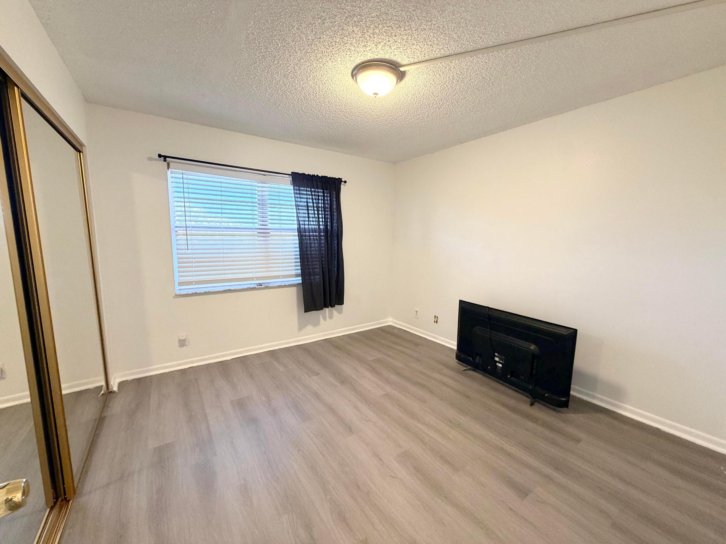 SHERWOOD SQUARE CONDOMINIUM - Residential