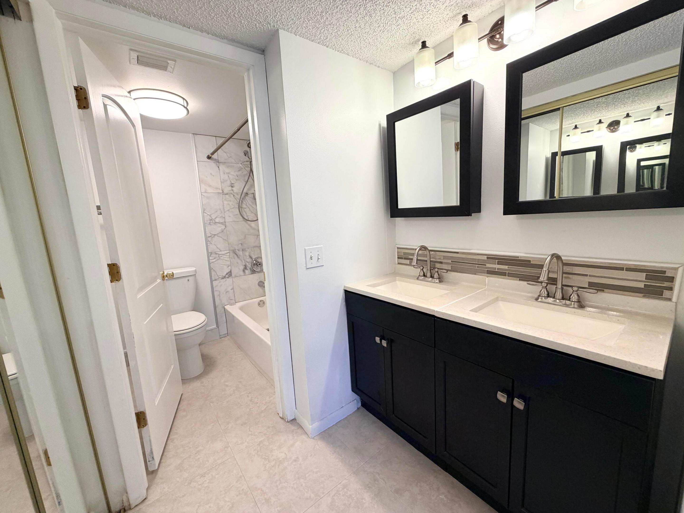 SHERWOOD SQUARE CONDOMINIUM - Residential