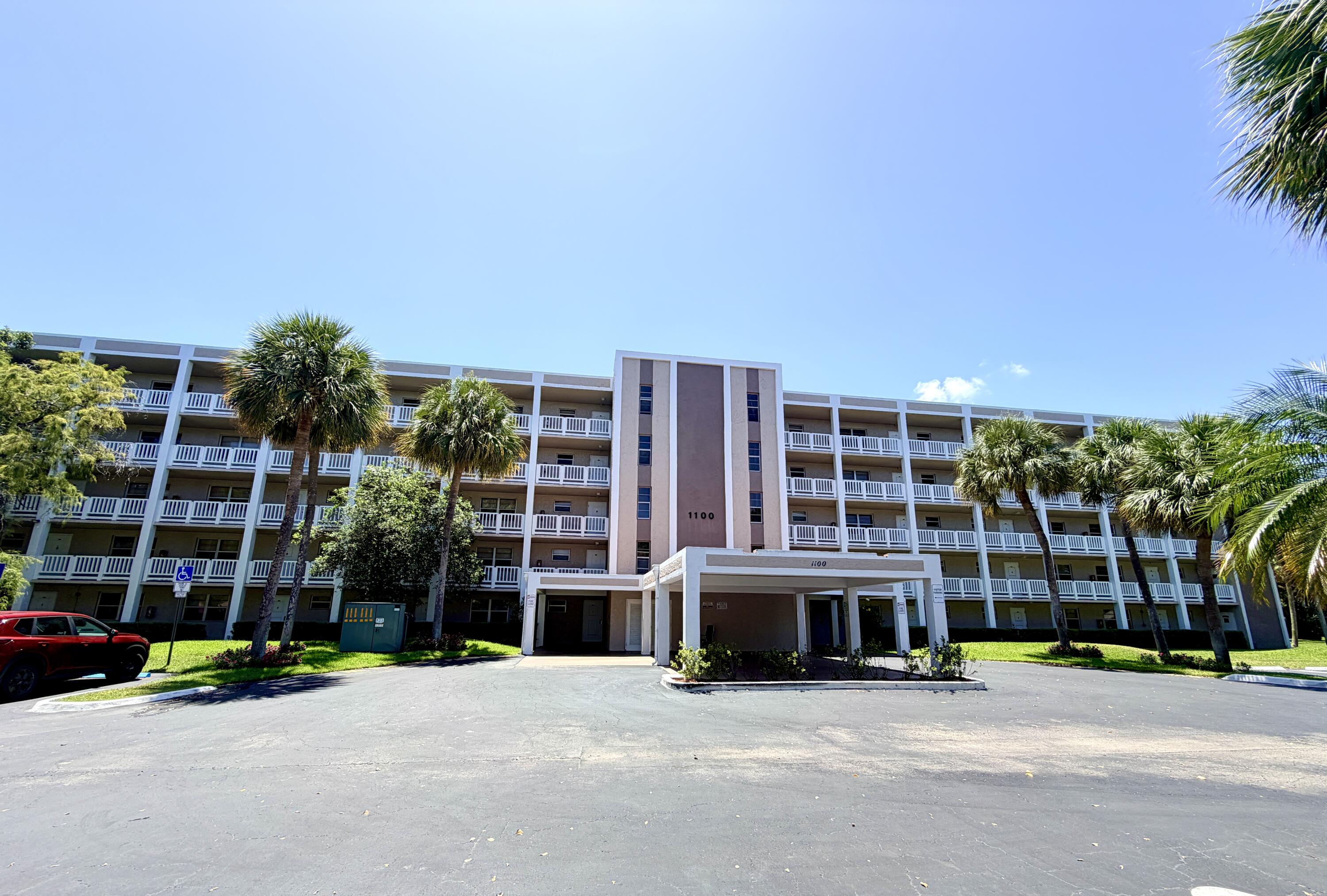 SHERWOOD SQUARE CONDOMINIUM - Residential