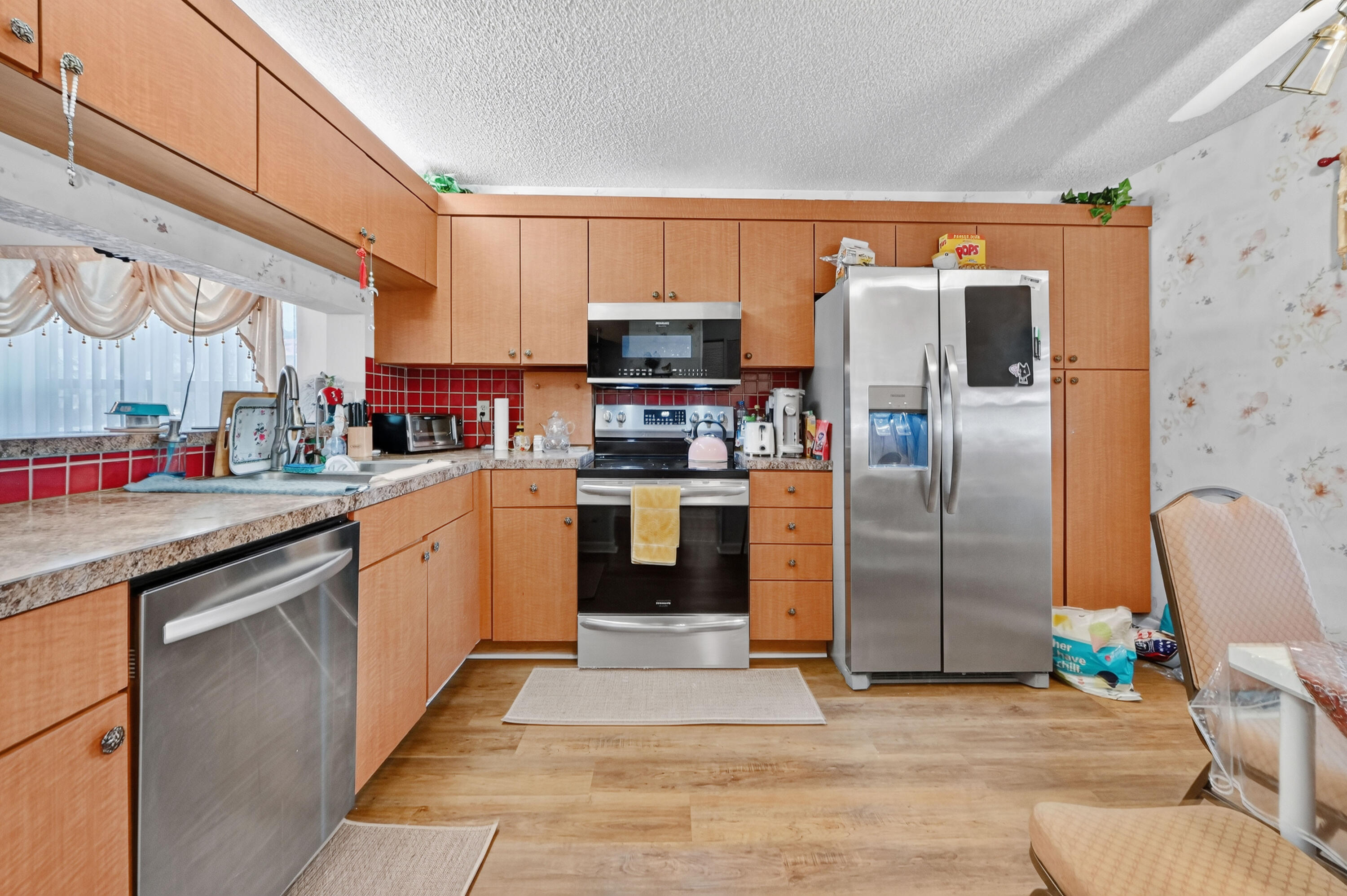 BAYWOOD VILLAGE III-A CONDO - Residential