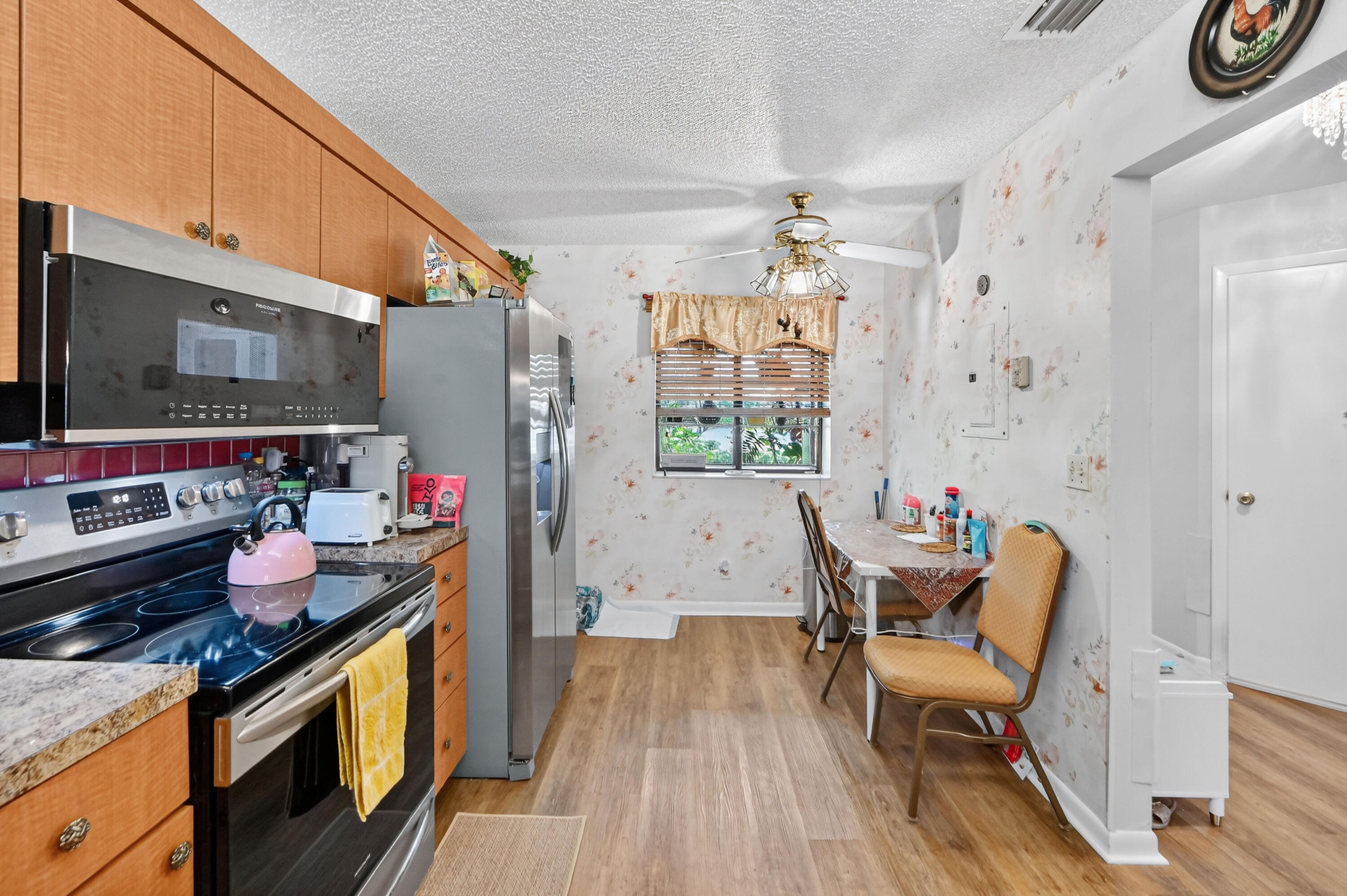 BAYWOOD VILLAGE III-A CONDO - Residential
