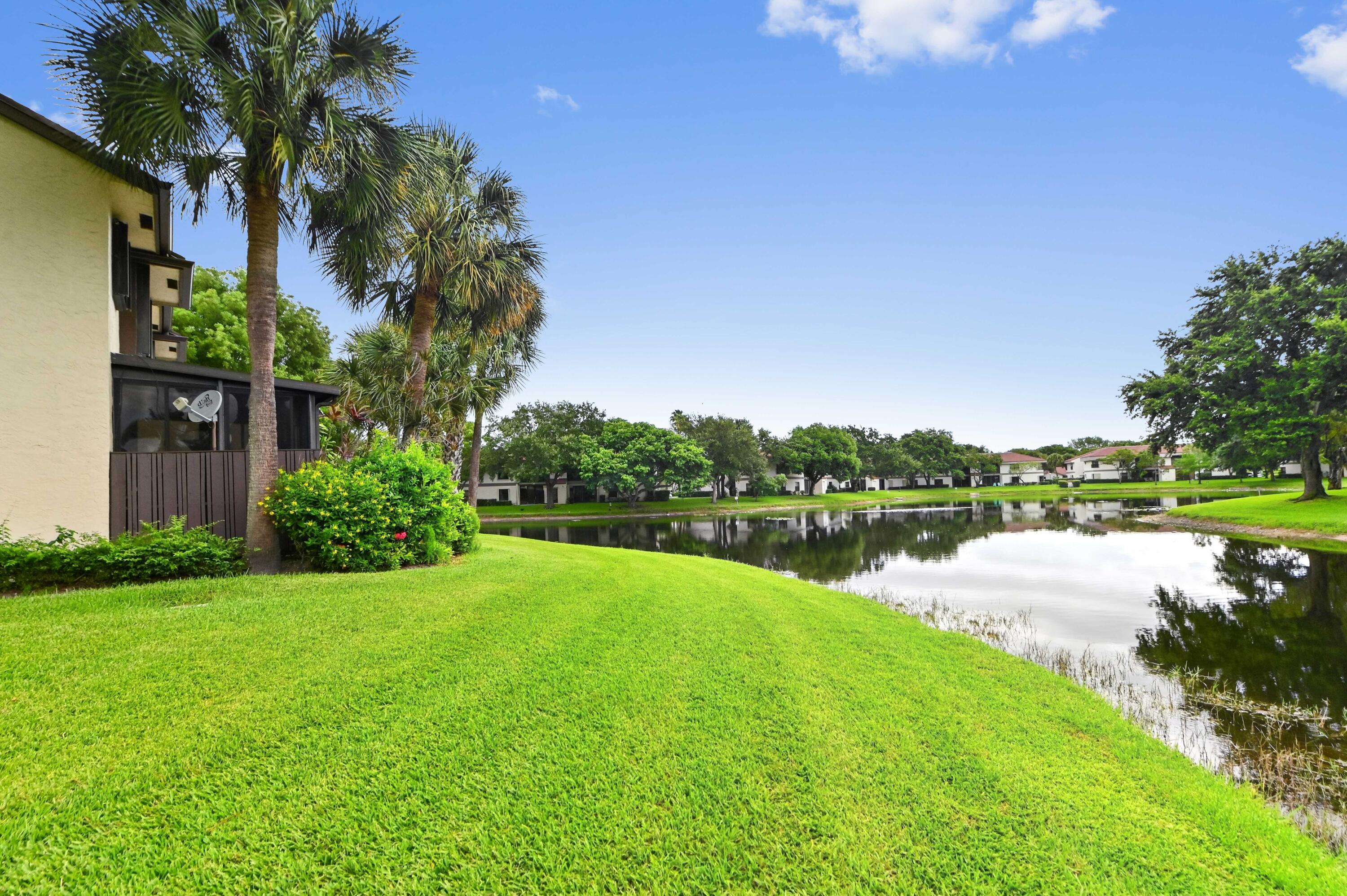 BAYWOOD VILLAGE III-A CONDO - Residential