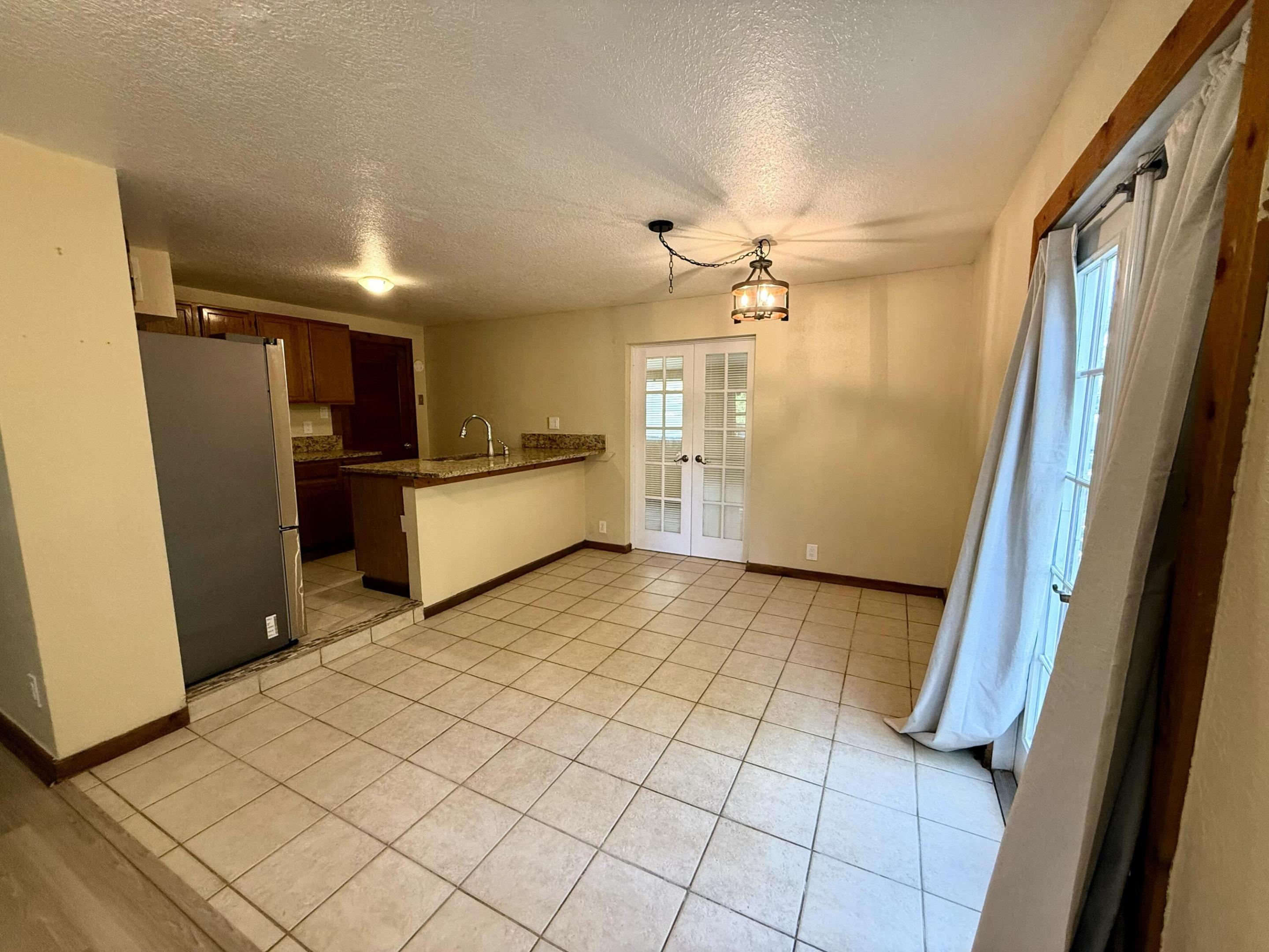 Acreage & Unrec - Residential Lease