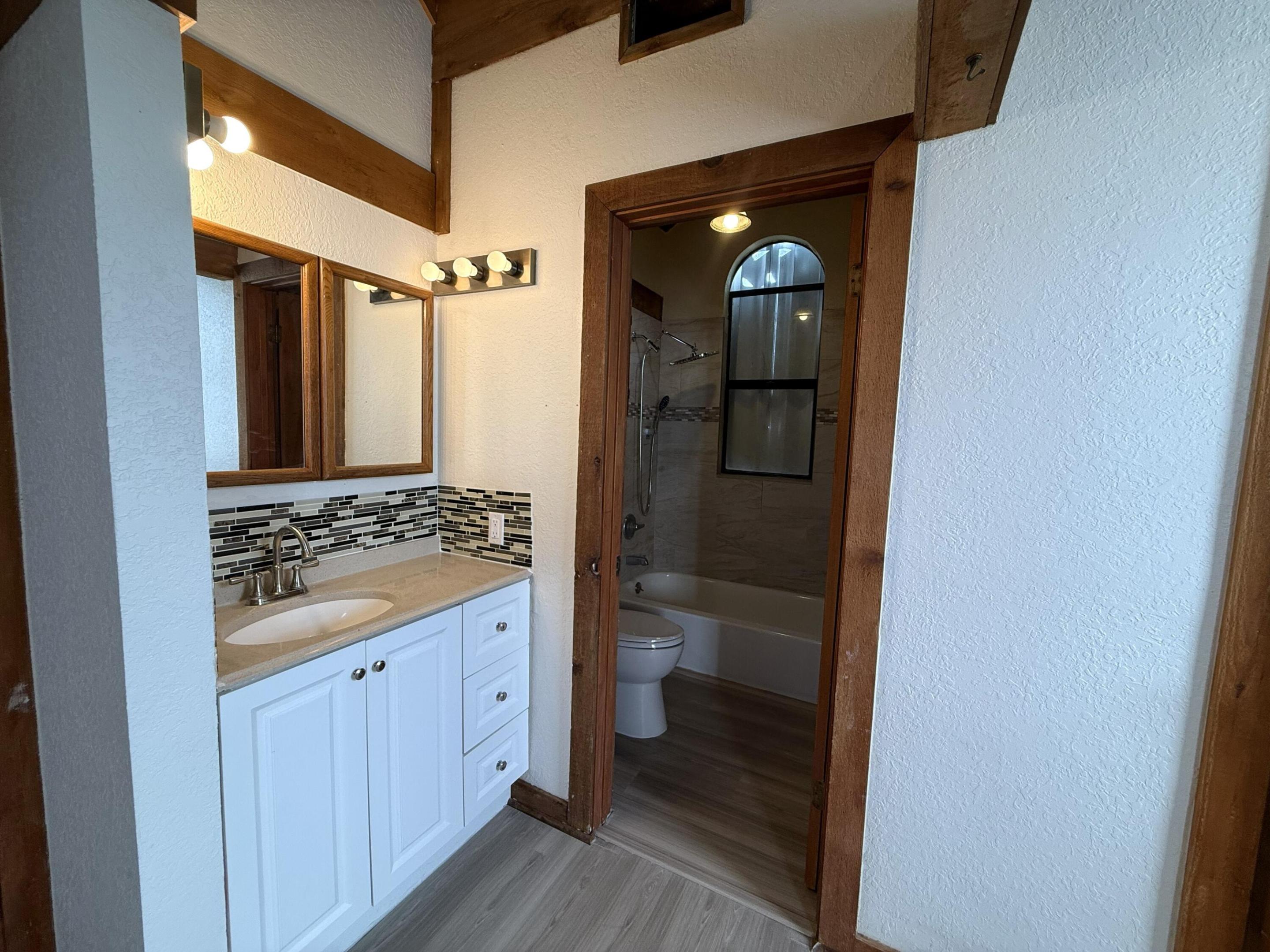 Acreage & Unrec - Residential Lease