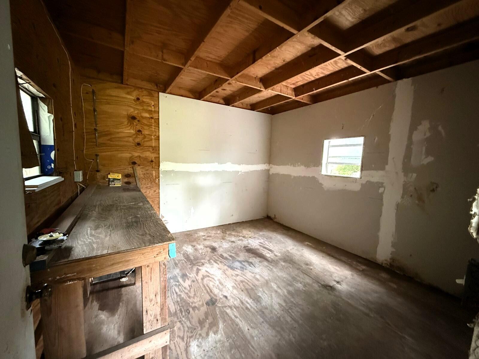 Acreage & Unrec - Residential Lease