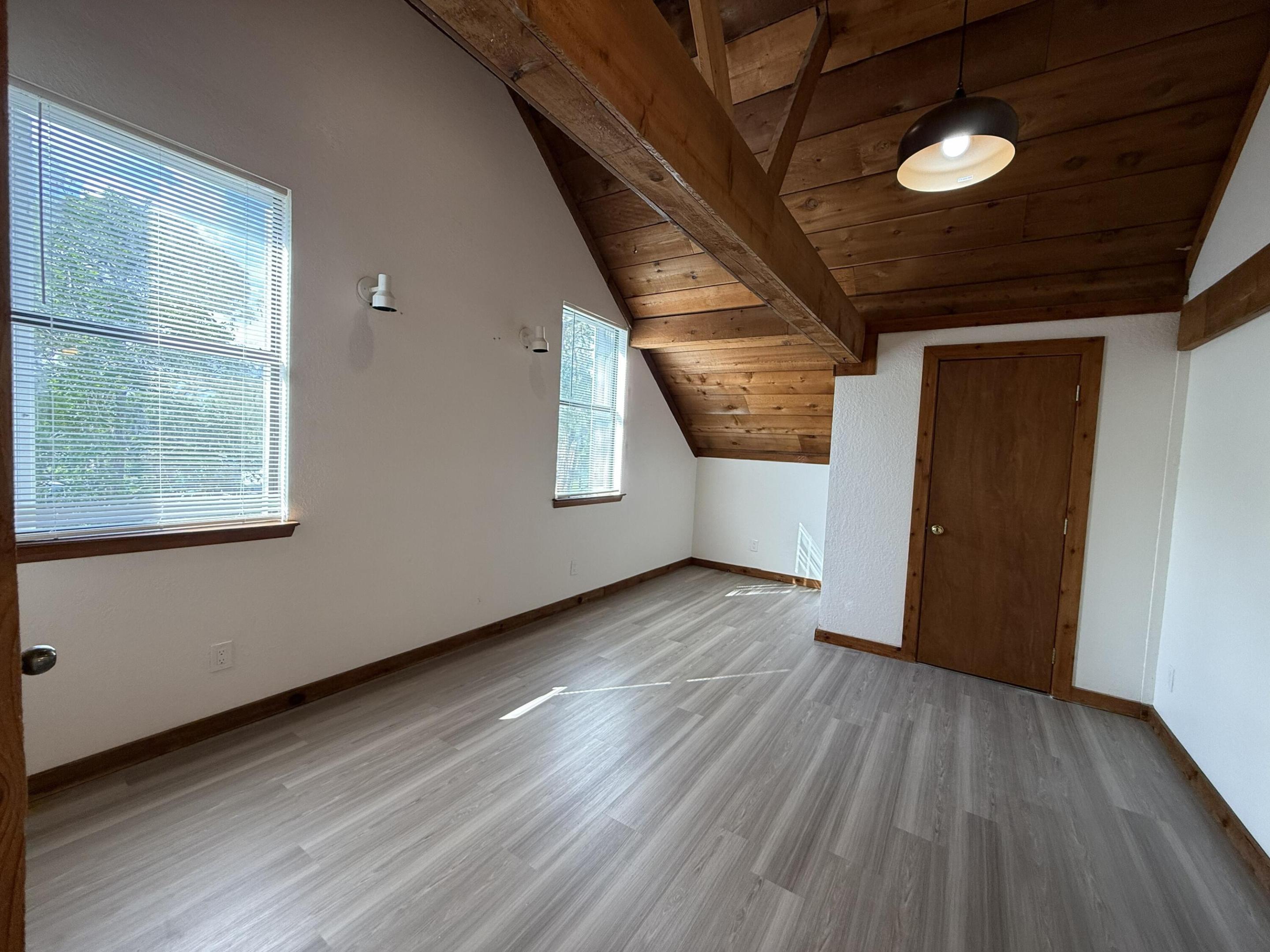 Acreage & Unrec - Residential Lease