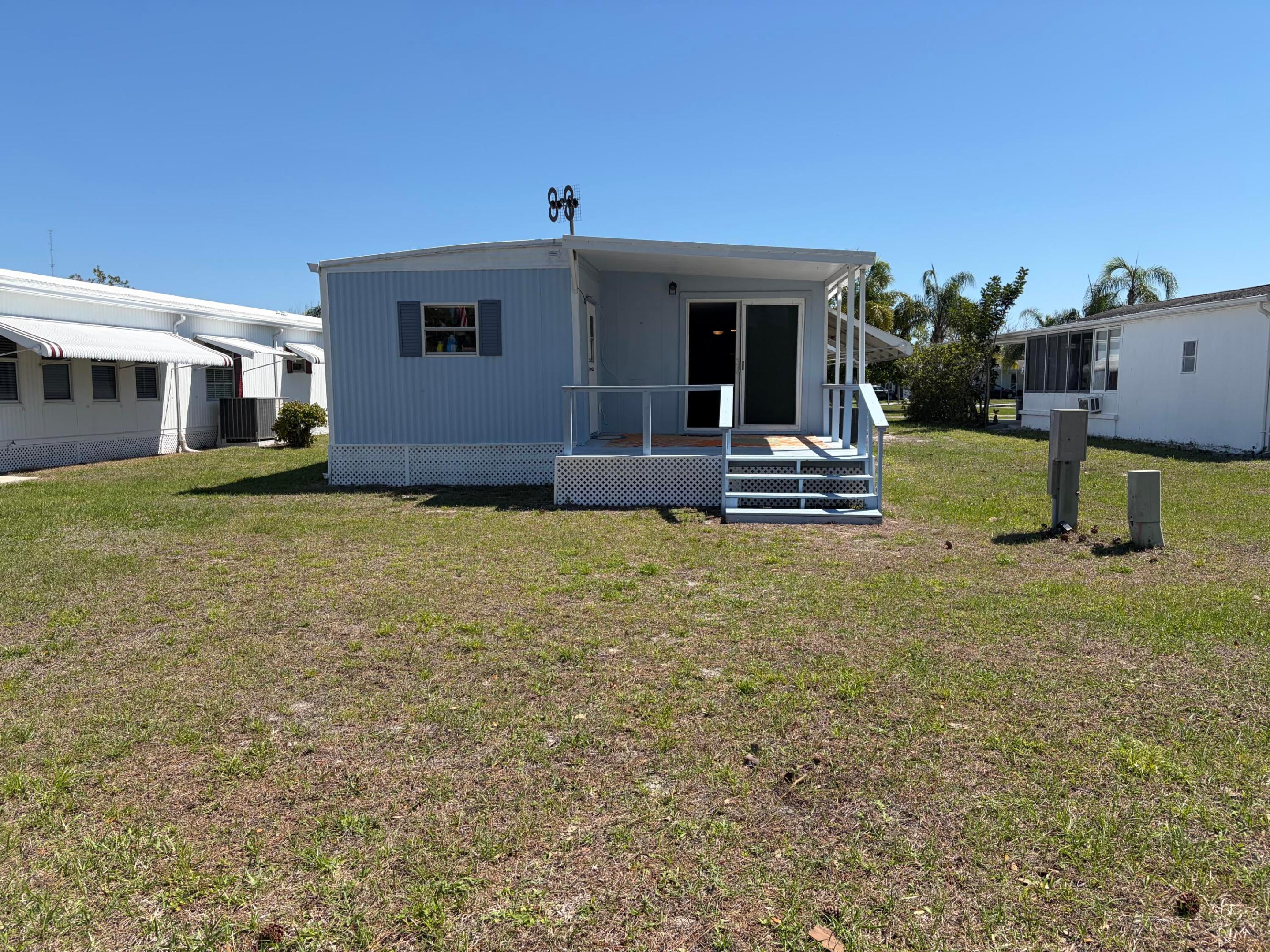 Spanish Lakes Riverfront - Residential