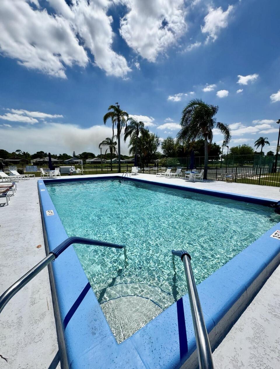 THE GROVE CONDOMINIUM SECTION 1 - Residential Lease
