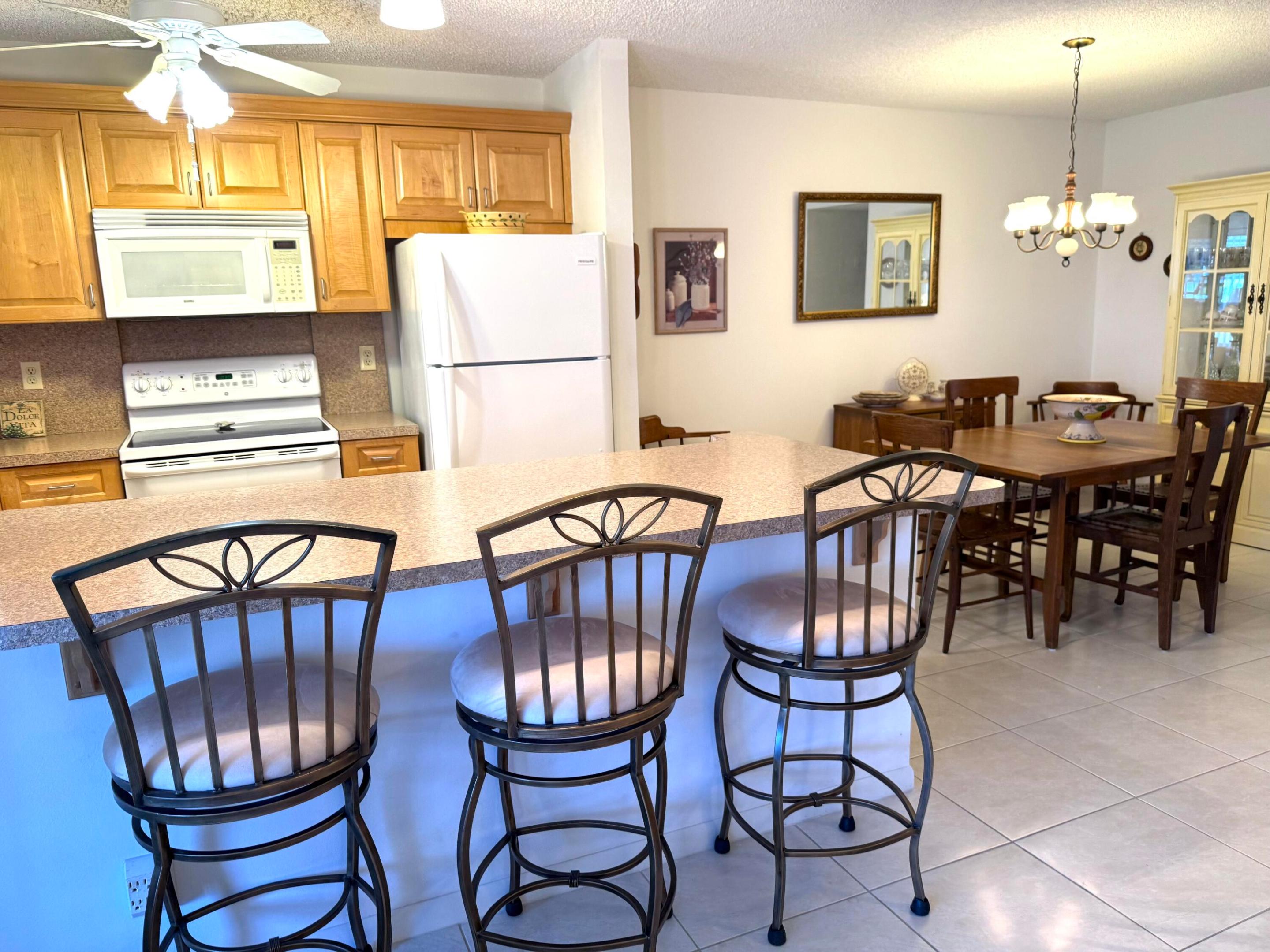 PINE POINT VILLAS CONDO - Residential