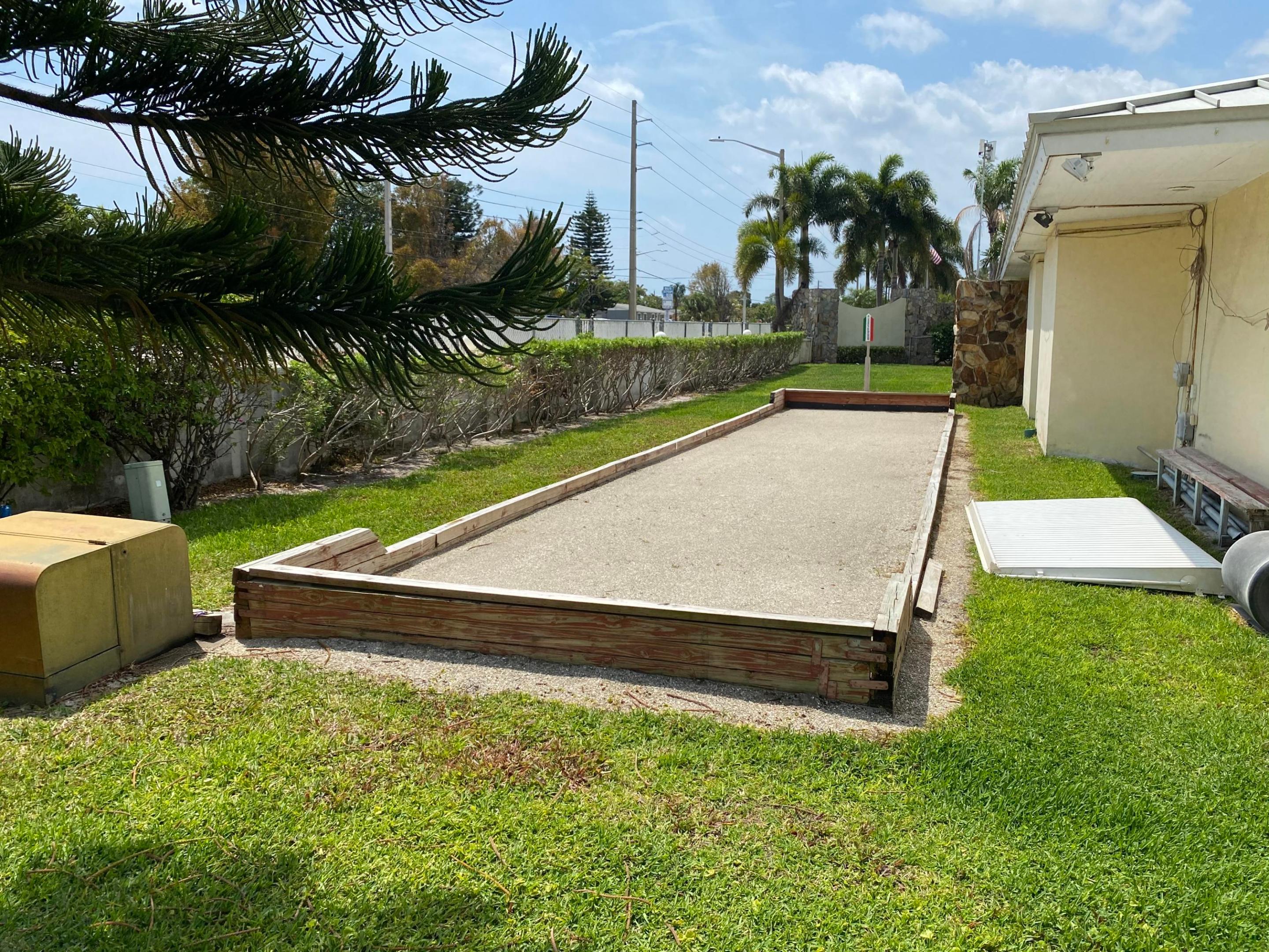 PINE POINT VILLAS CONDO - Residential