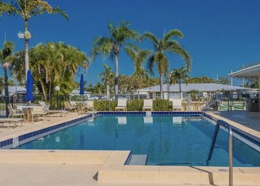 PINE POINT VILLAS CONDO - Residential