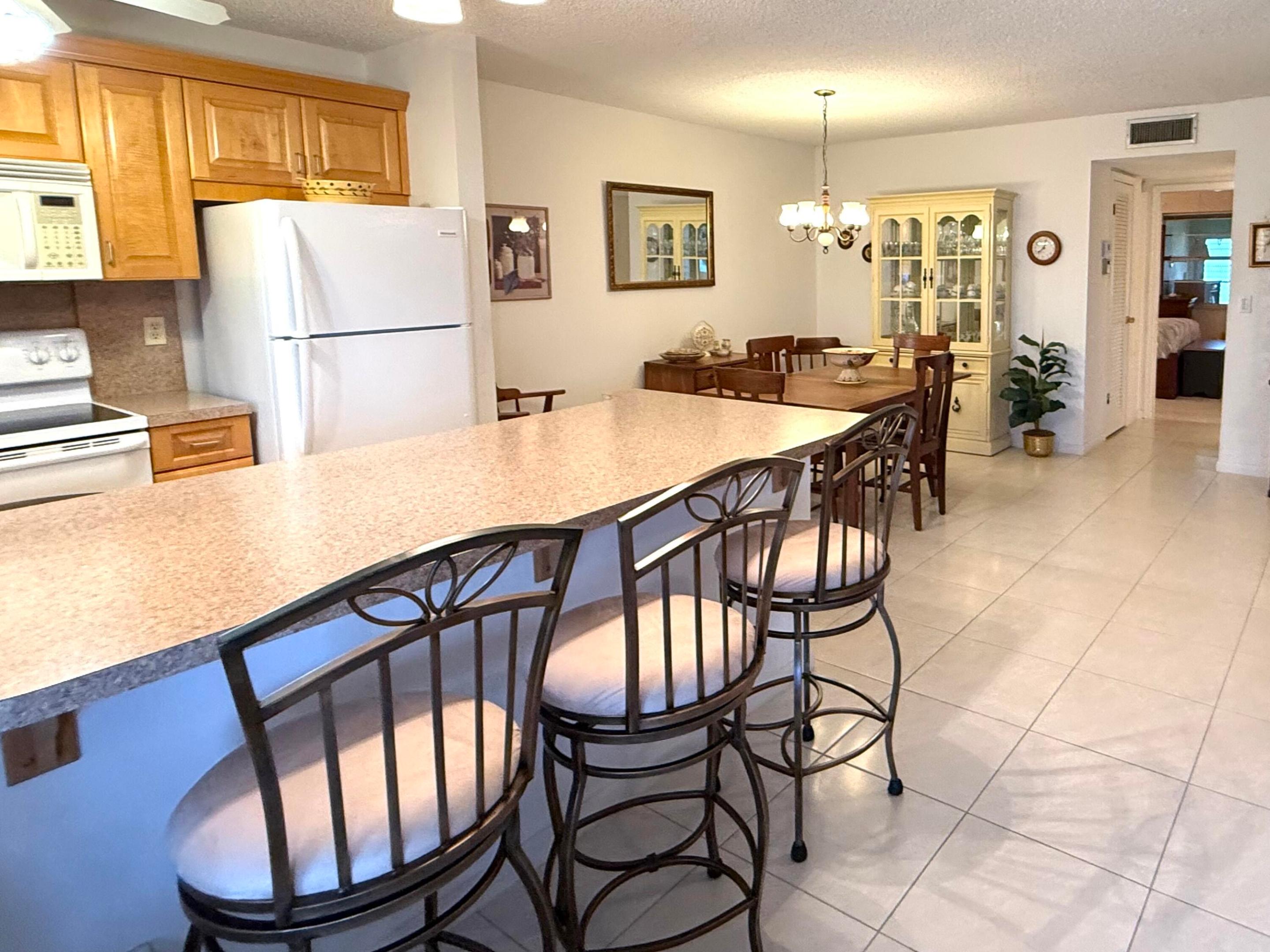 PINE POINT VILLAS CONDO - Residential