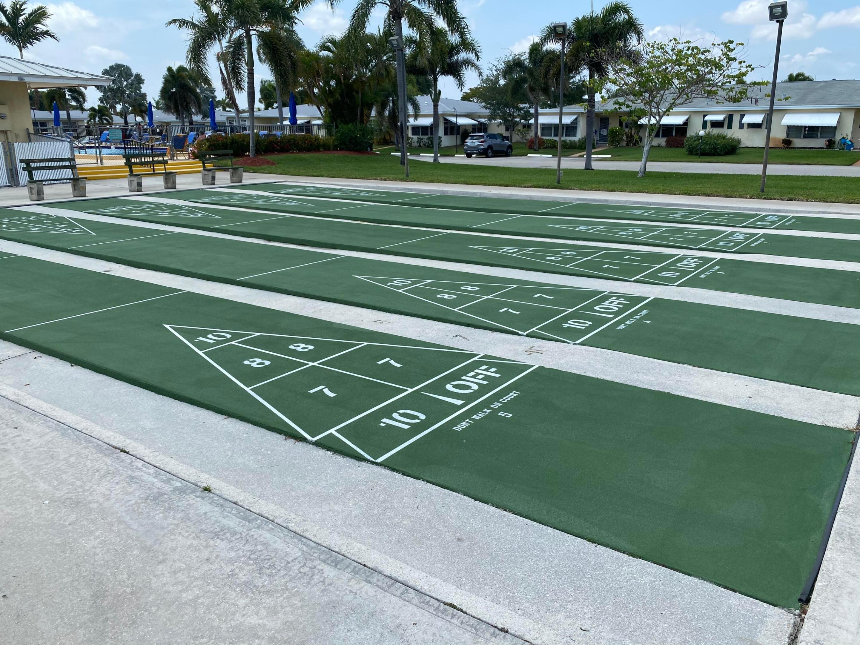 PINE POINT VILLAS CONDO - Residential