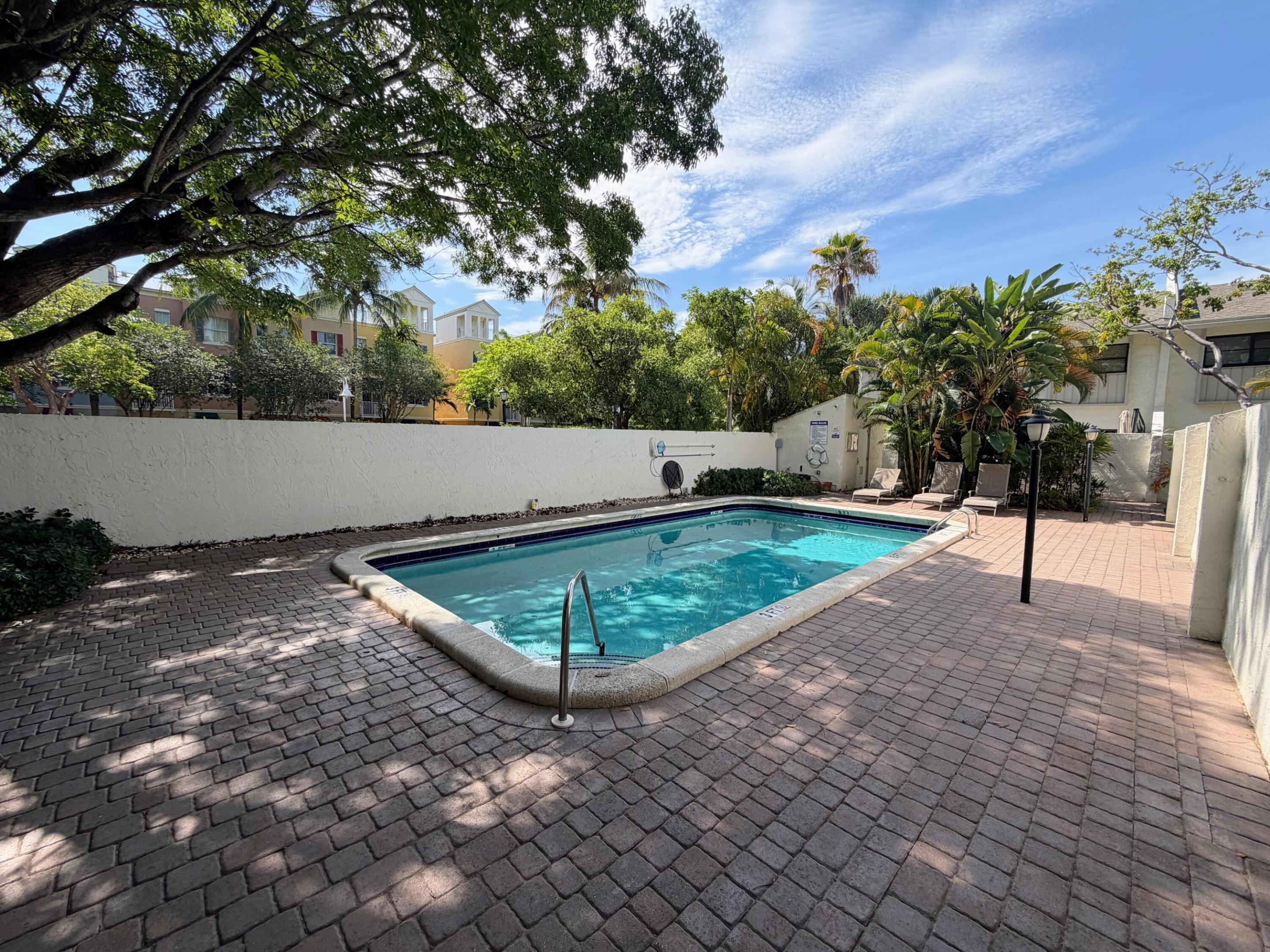 7 EAST CONDO - Residential