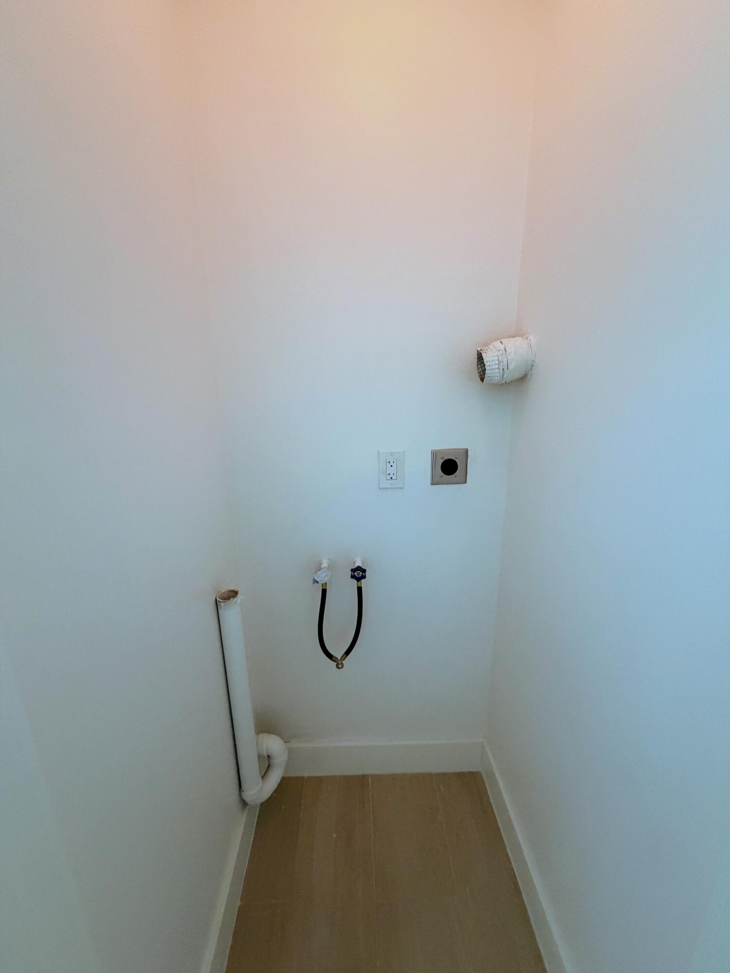 7 EAST CONDO - Residential