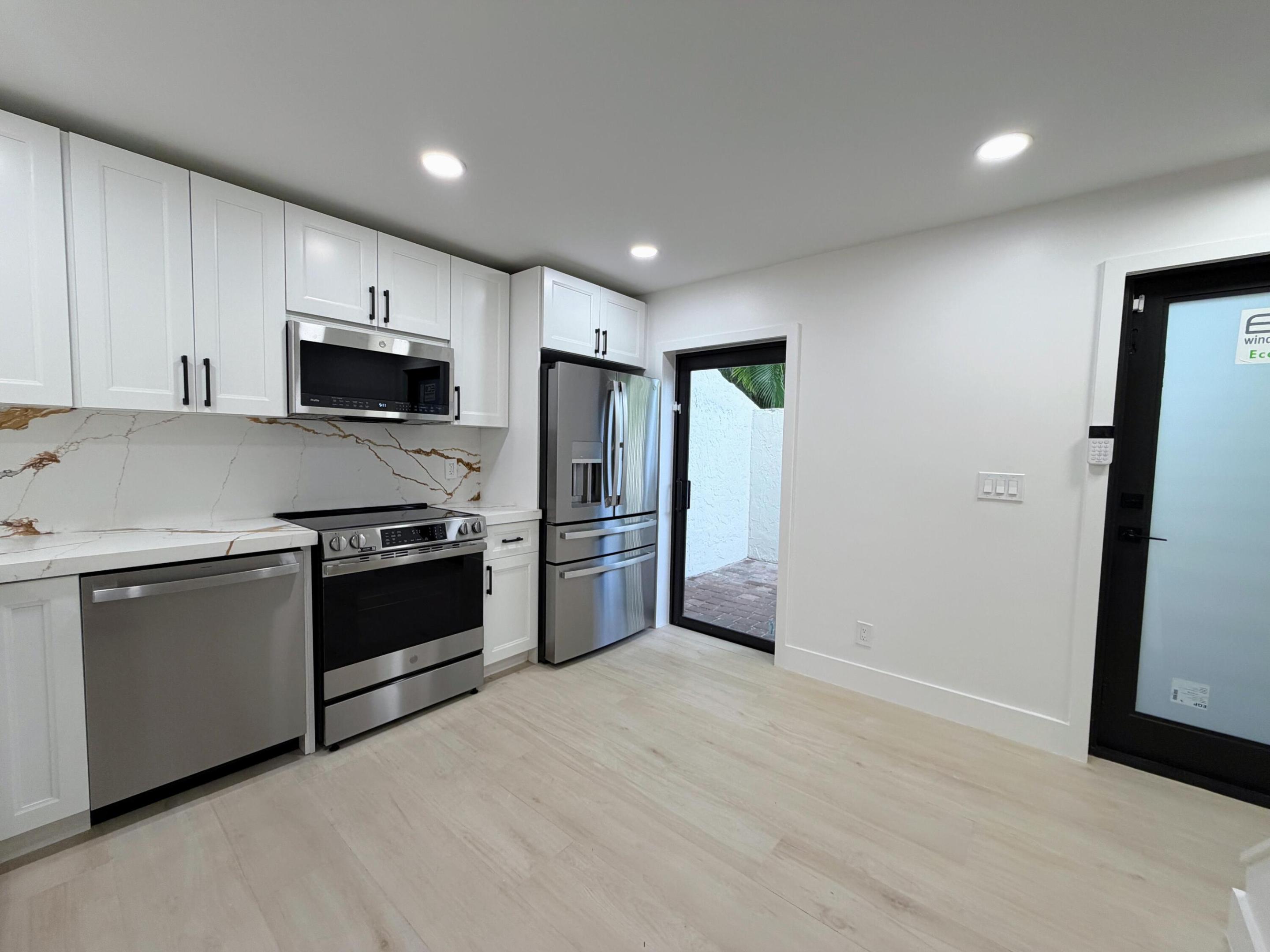 7 EAST CONDO - Residential