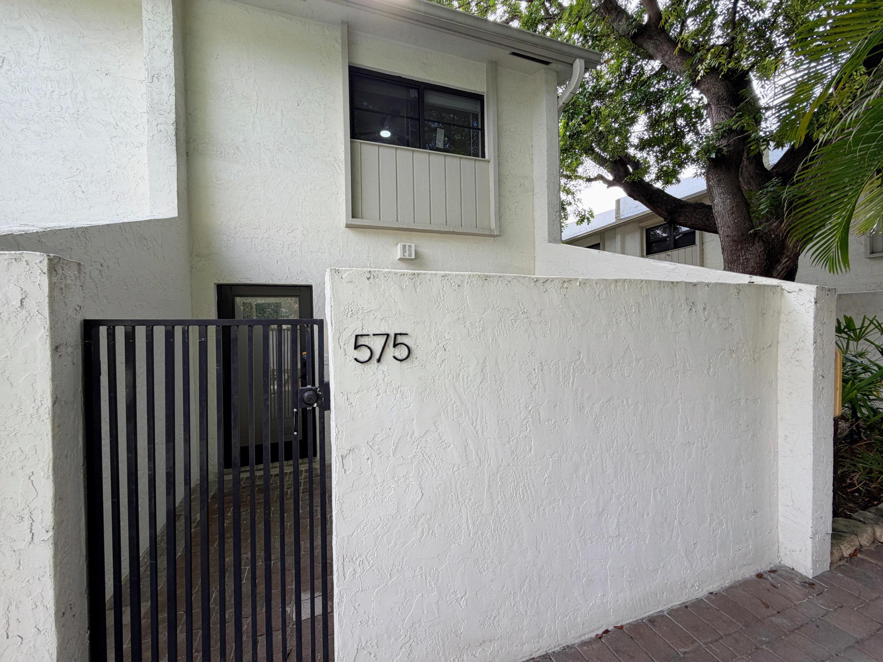 7 EAST CONDO - Residential