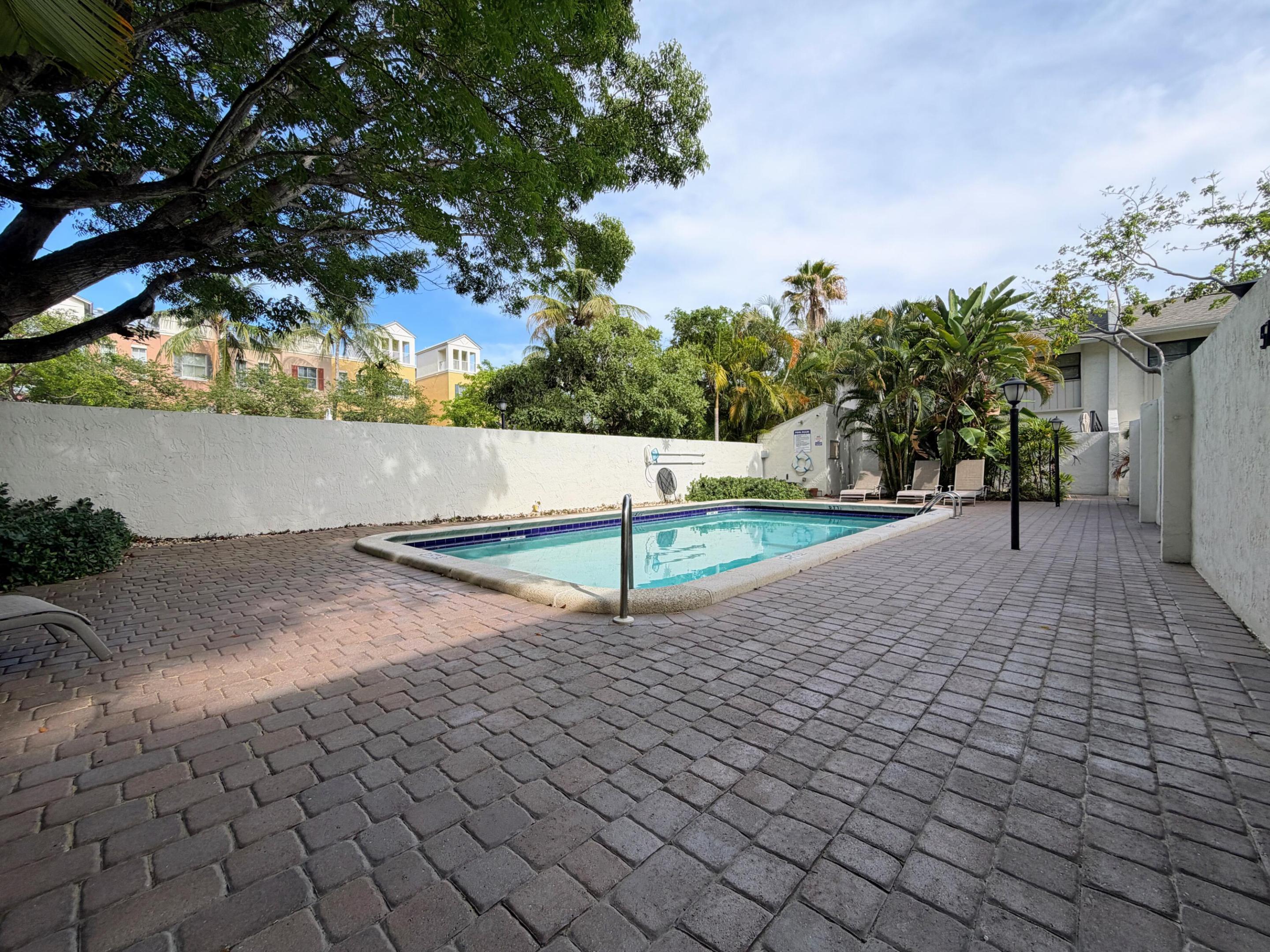7 EAST CONDO - Residential