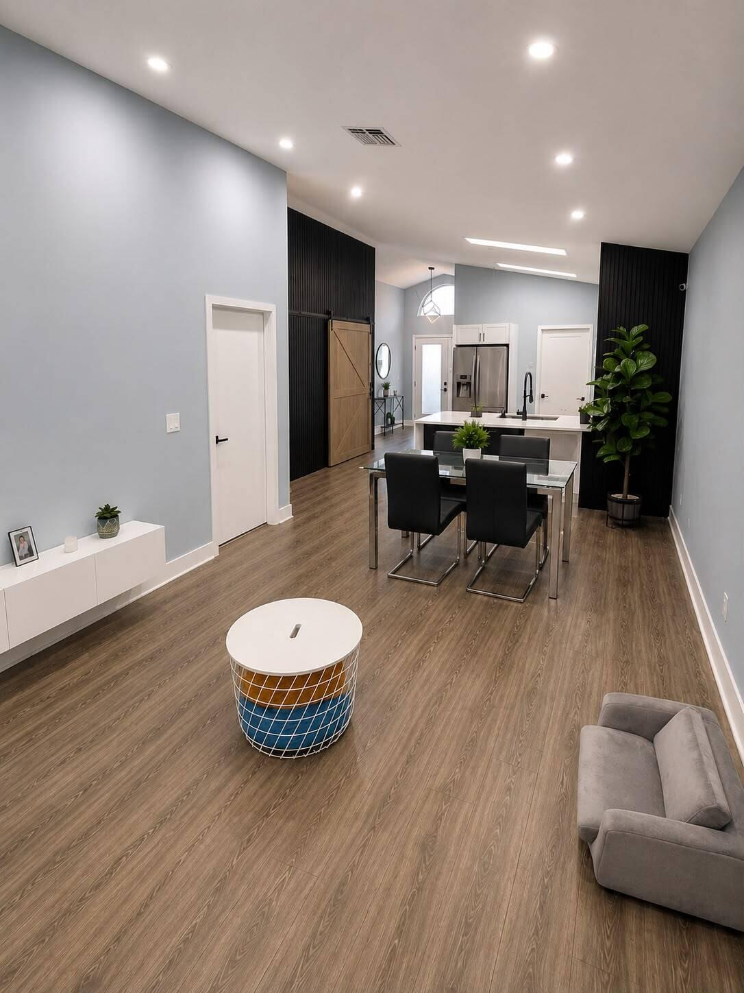 LAKES BY THE BAY SEC 6 - Residential