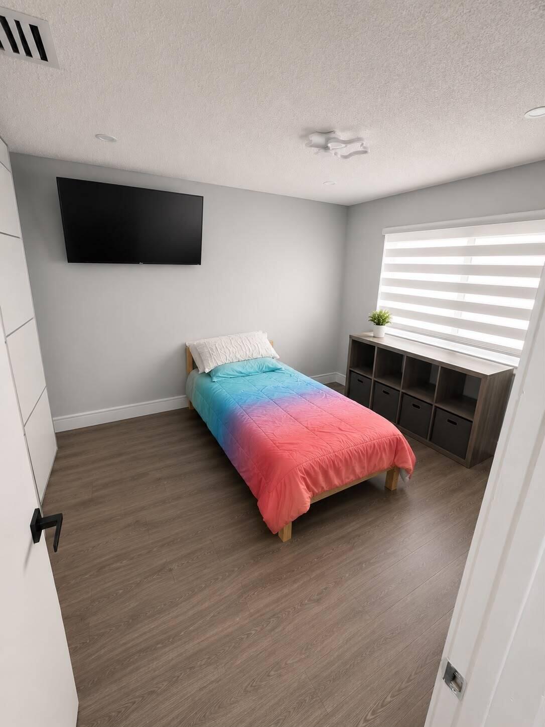 LAKES BY THE BAY SEC 6 - Residential