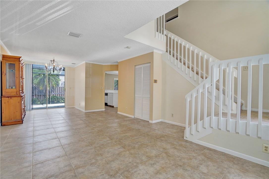 Minto Plantation-1 135-35 - Residential
